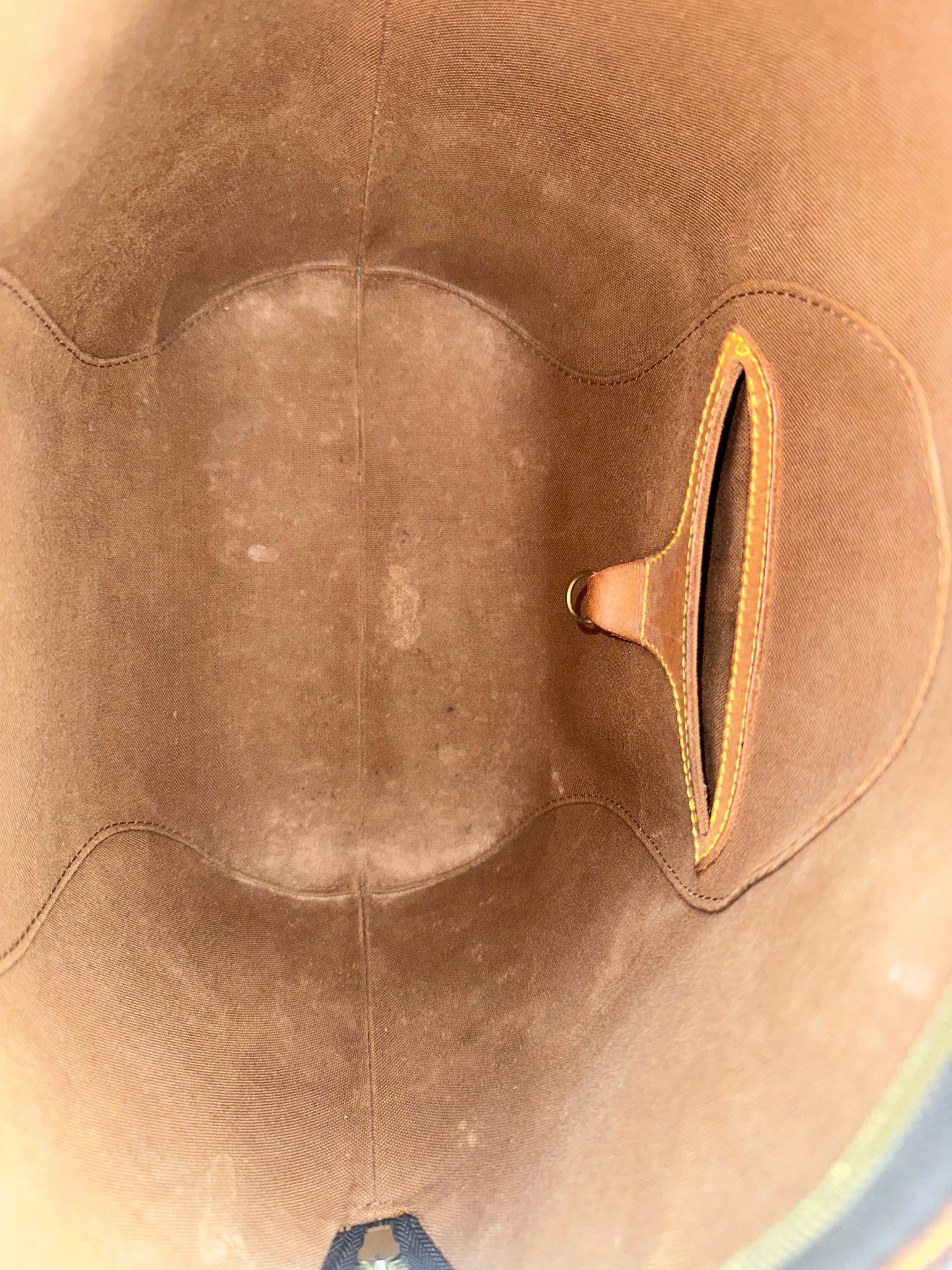 Louis Vuitton Ellipse MM