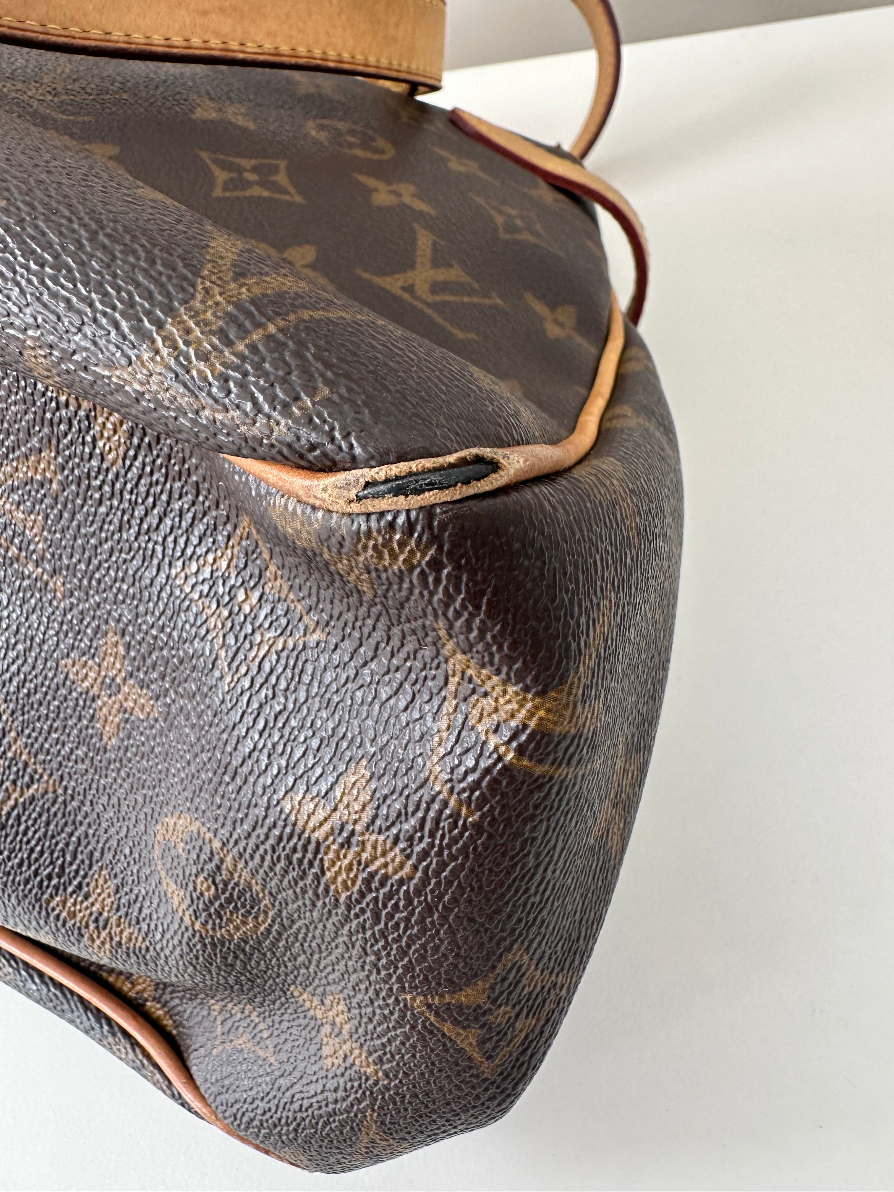 Louis Vuitton Batignolles