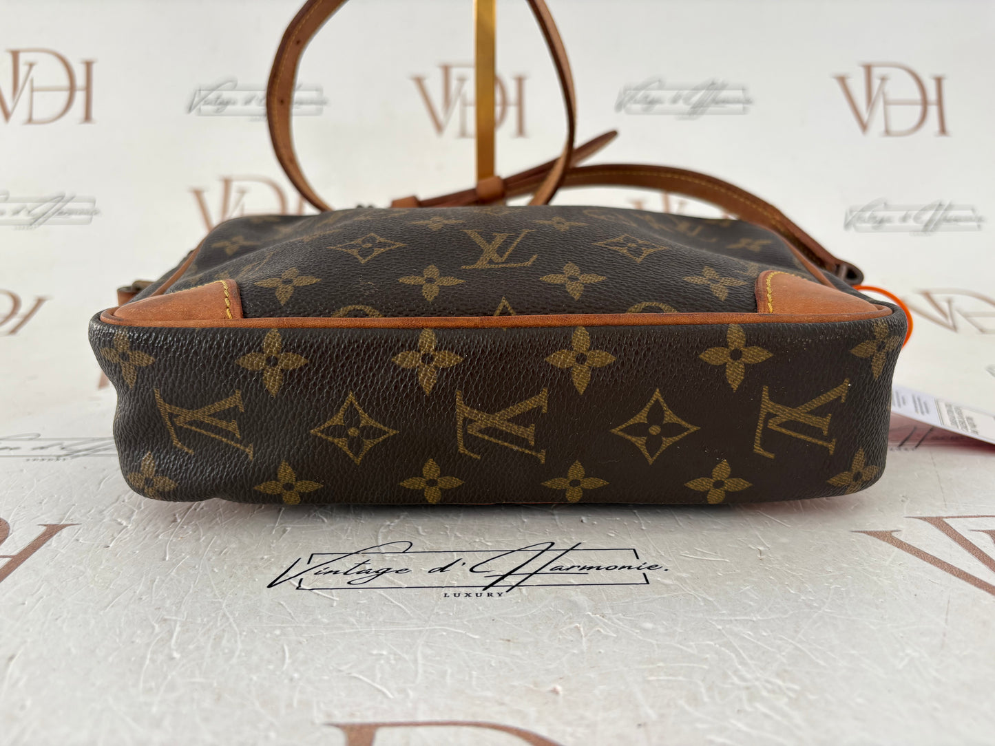 018203 - Louis Vuitton Trocadero 24