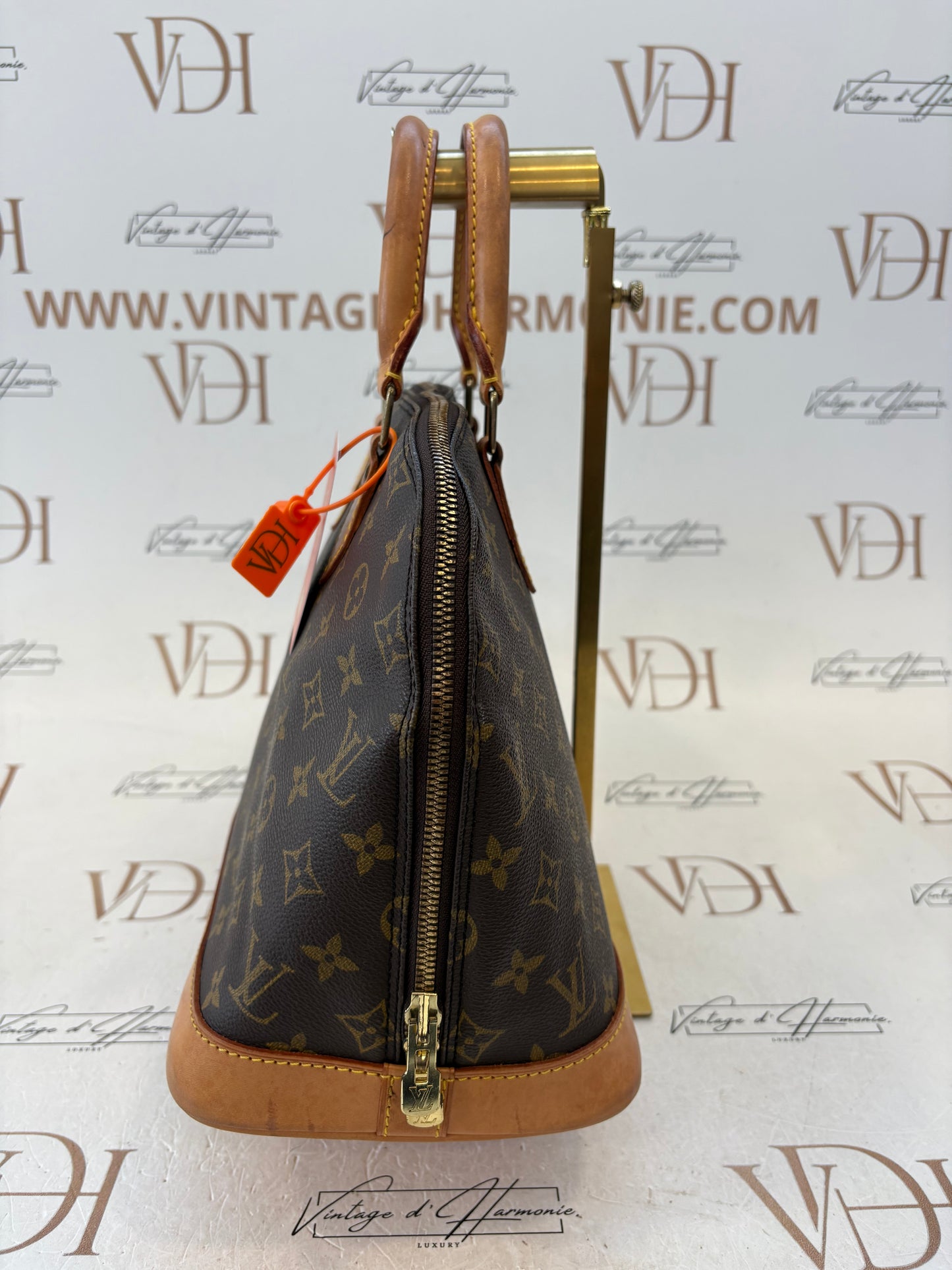 018279 - Louis Vuitton Alma