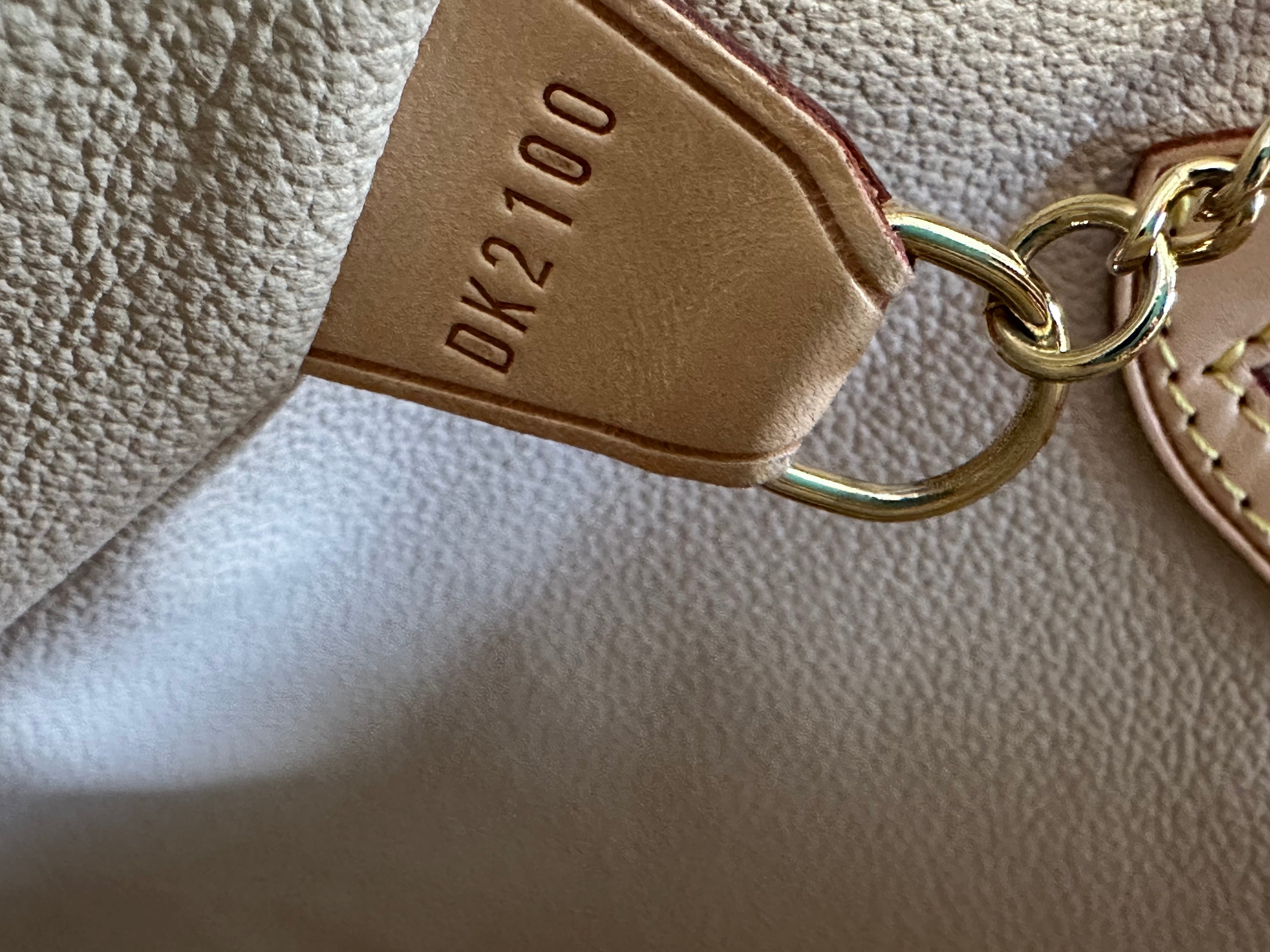 Louis Vuitton Bucket GM