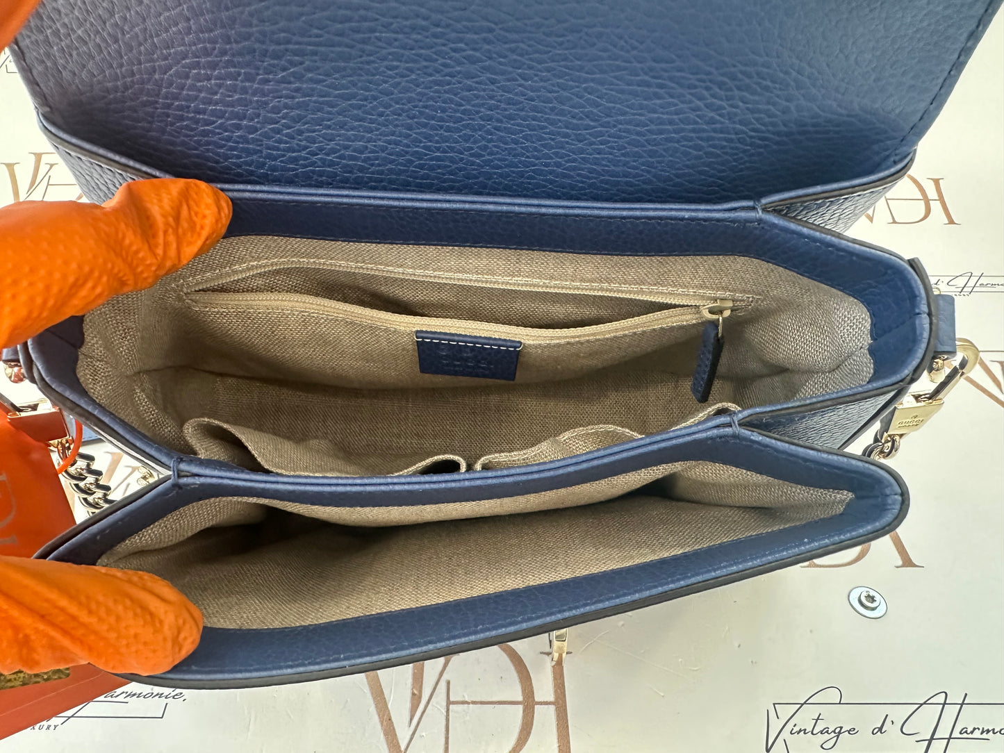 016765 - Gucci Interlocking