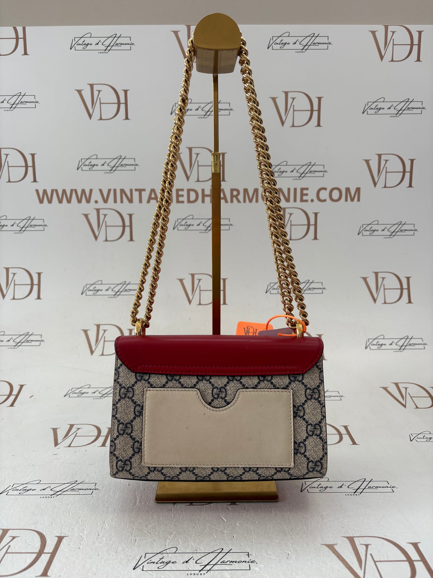 384061 - Gucci Padlock