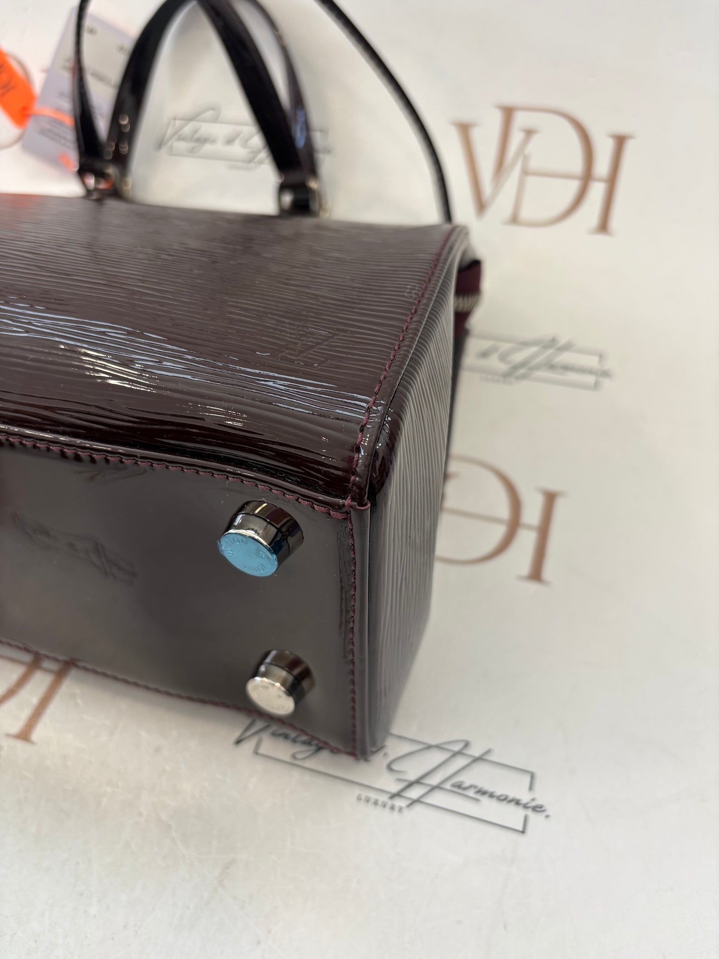 384122 - Louis Vuitton Brea