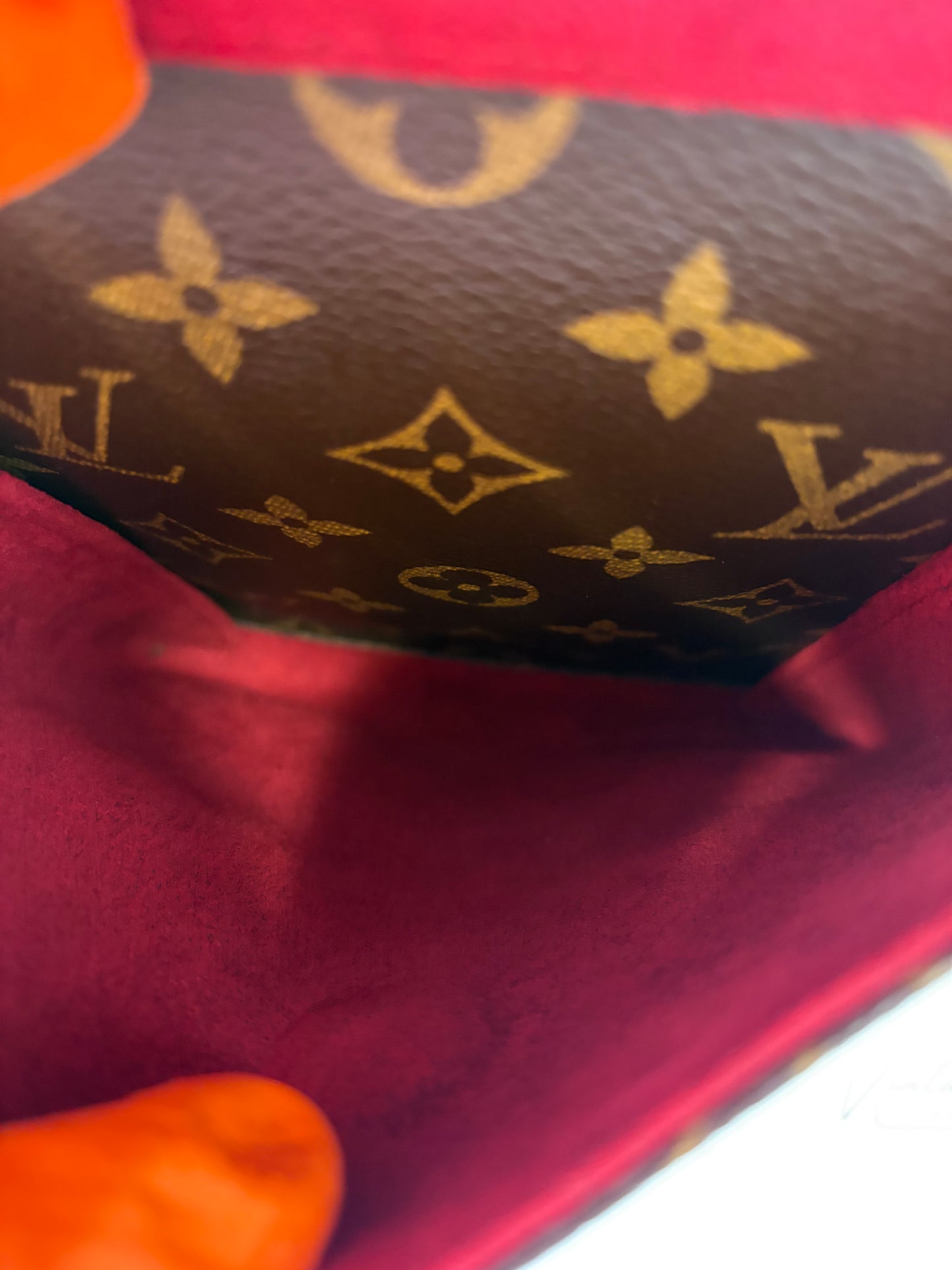 018579 - Louis Vuitton Multipli Cite
