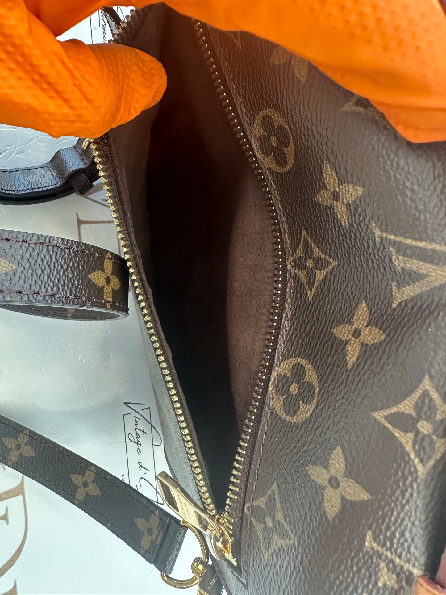 382659 - Louis Vuitton Metis