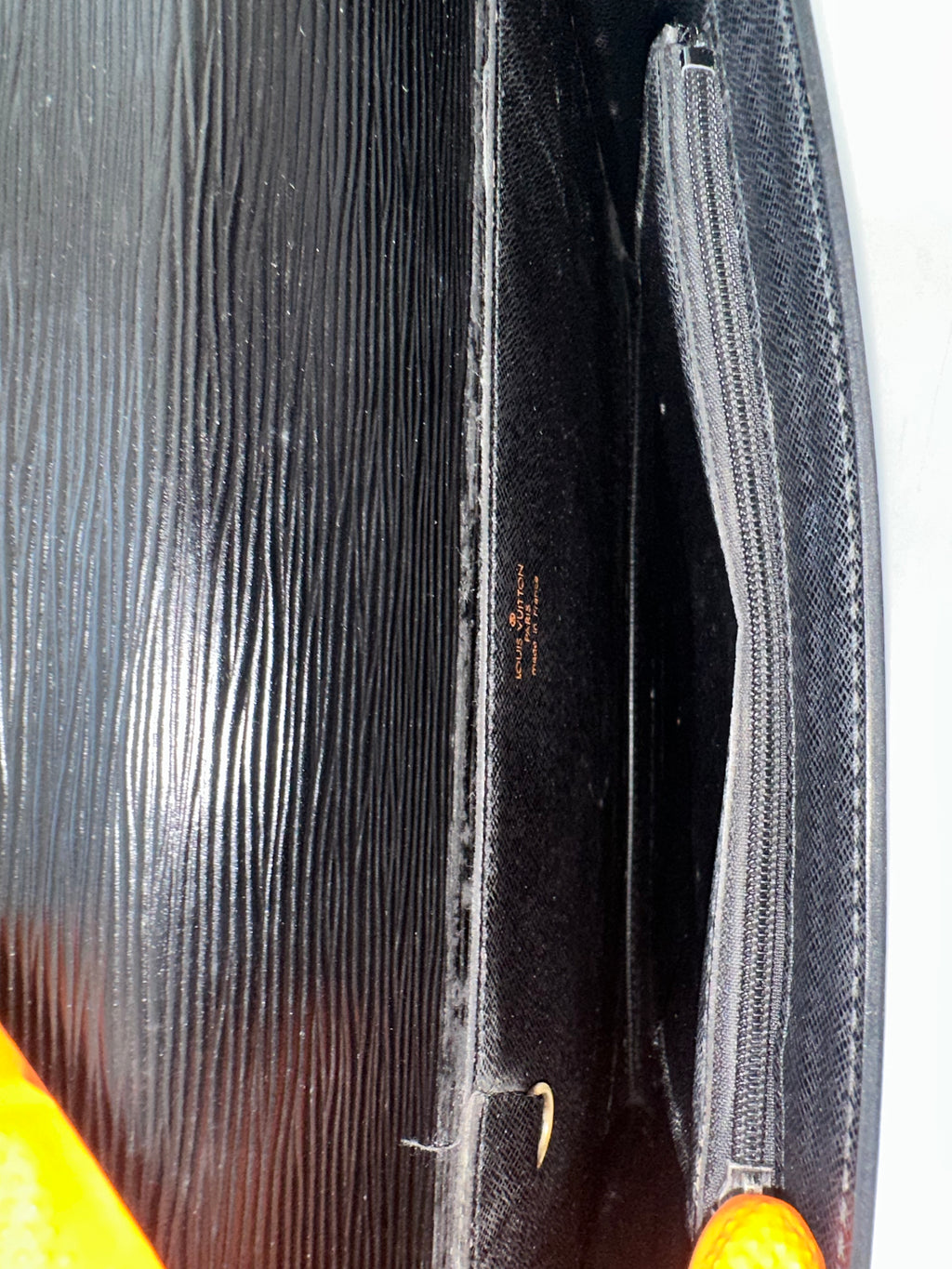 Louis Vuitton Epi Porte Documents