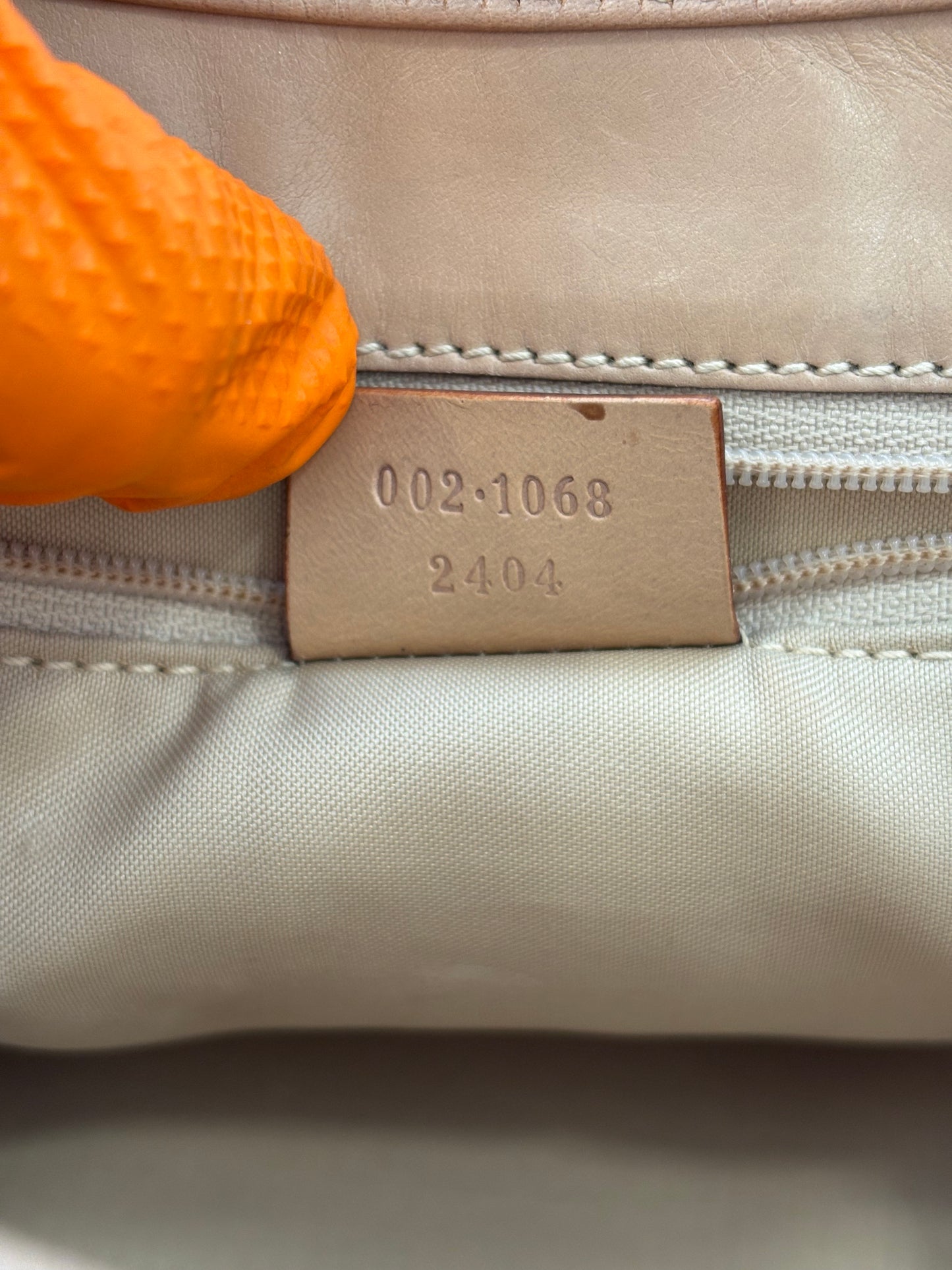 018826 - Gucci Jackie