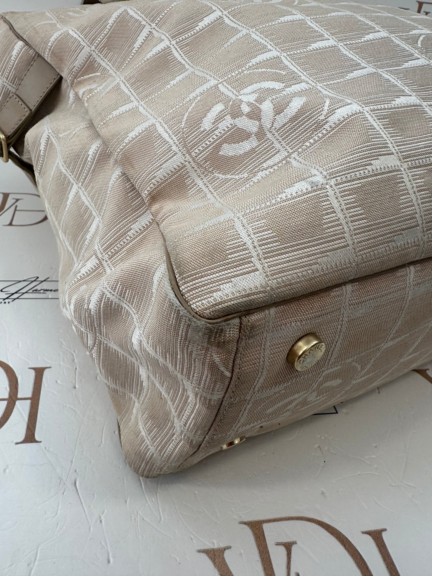 017762 - Chanel Beige Jacquard Nylon