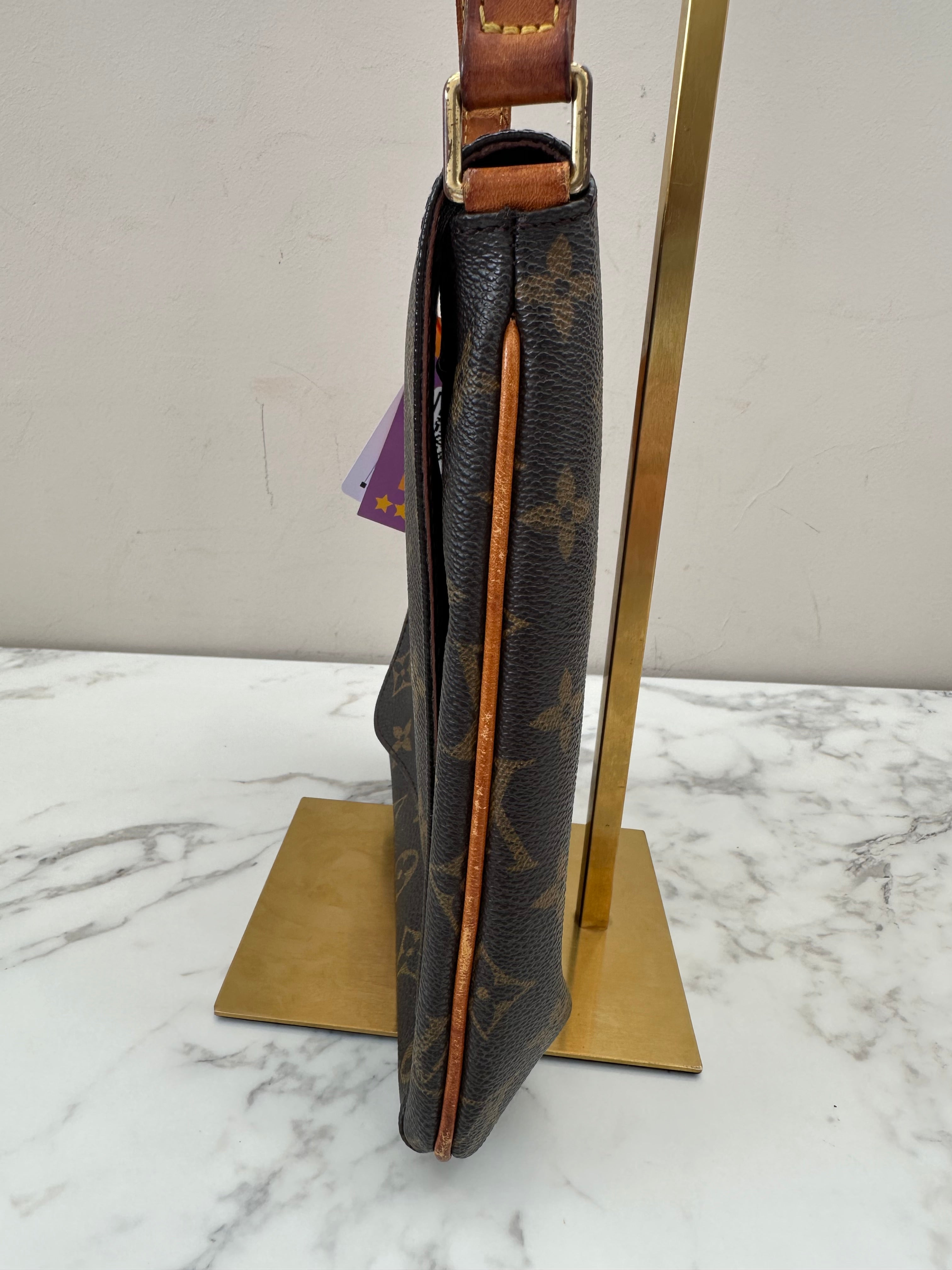 Louis Vuitton Musette salsa