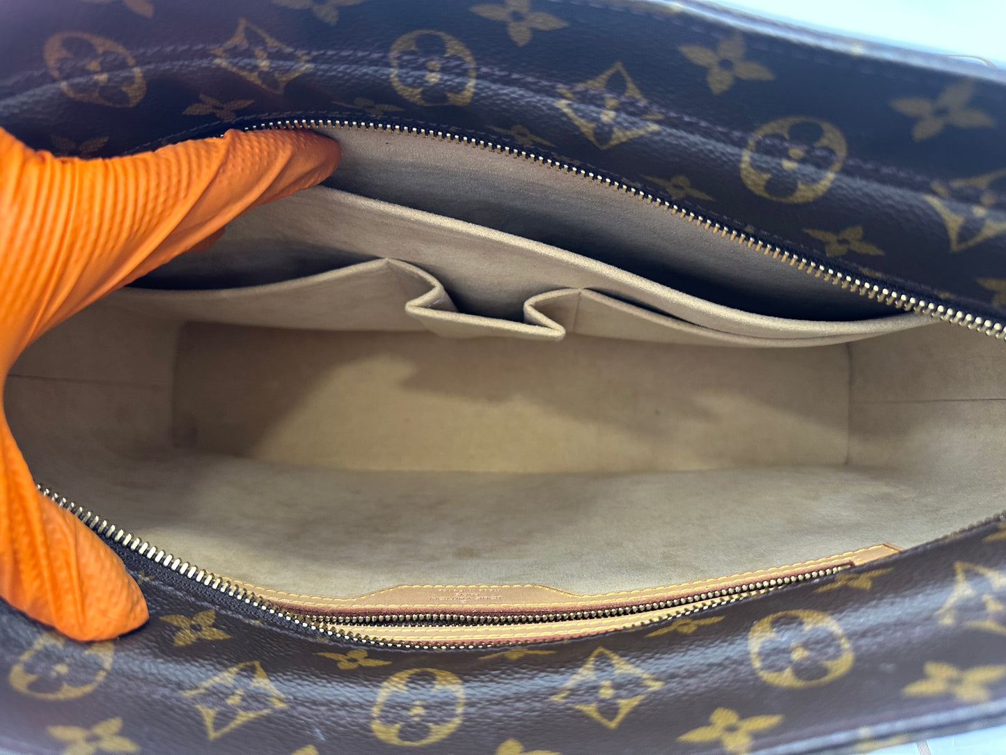 017864 - Louis Vuitton Luco
