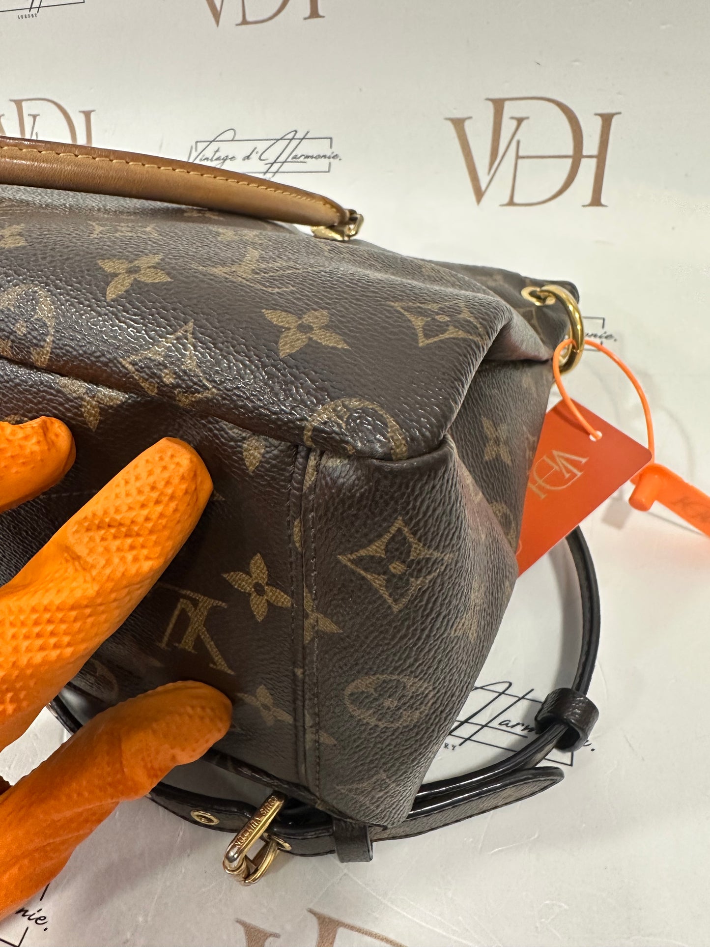 382945 -  - Louis Vuitton Pallas