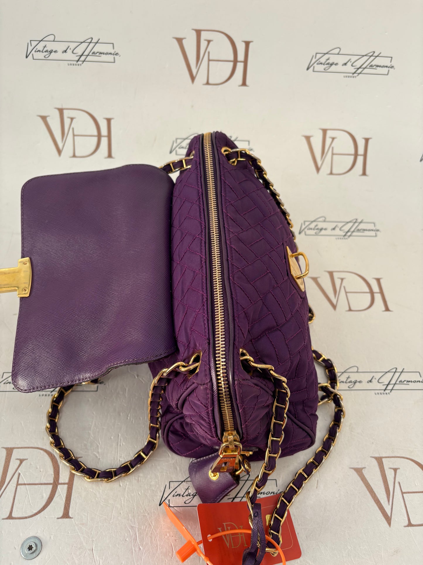 383868 - Prada Purple