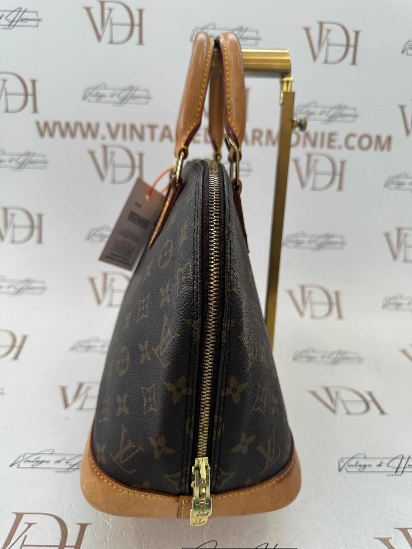 016904 - Louis Vuitton Alma