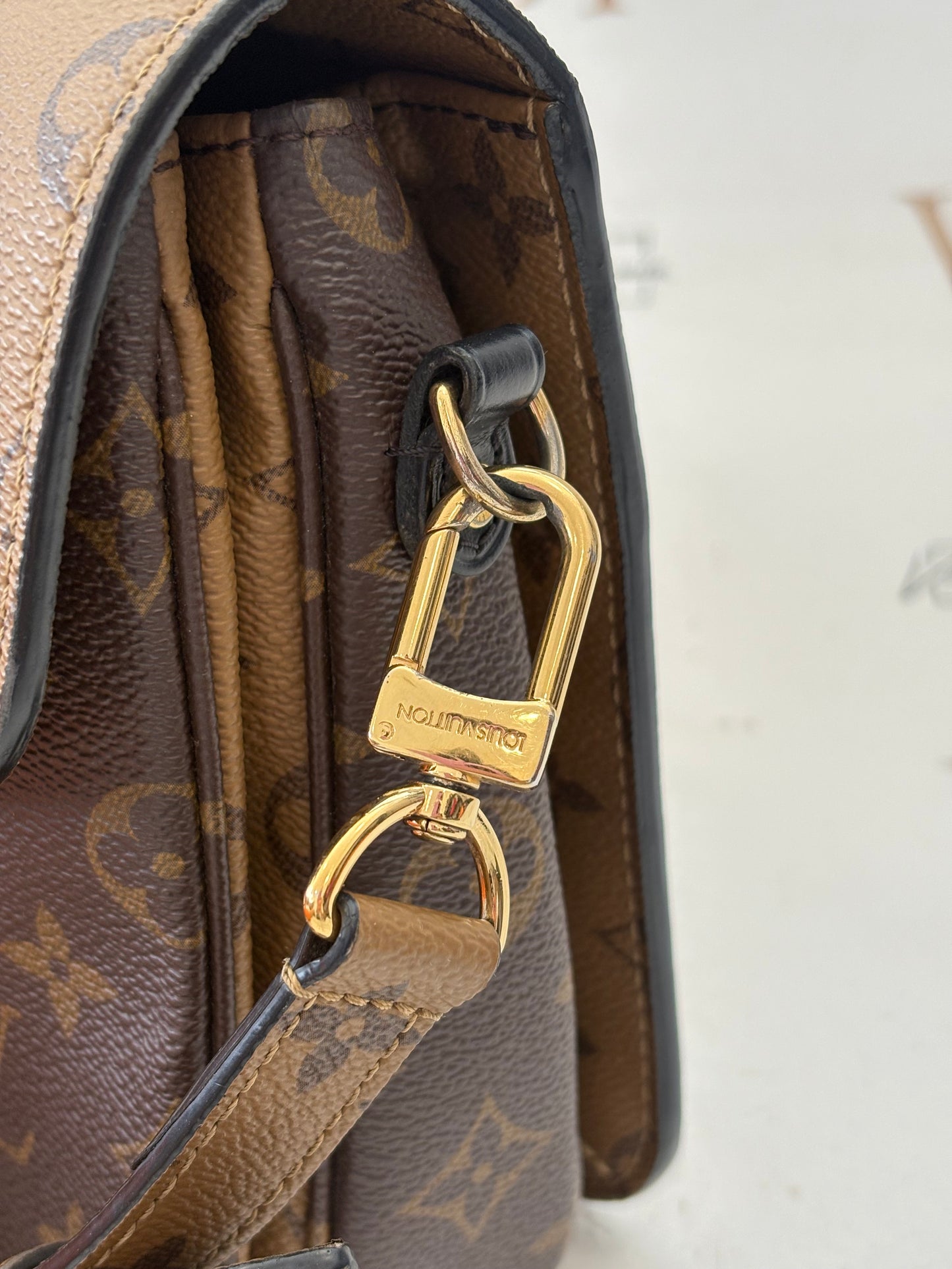 384108 - Louis Vuitton Metis