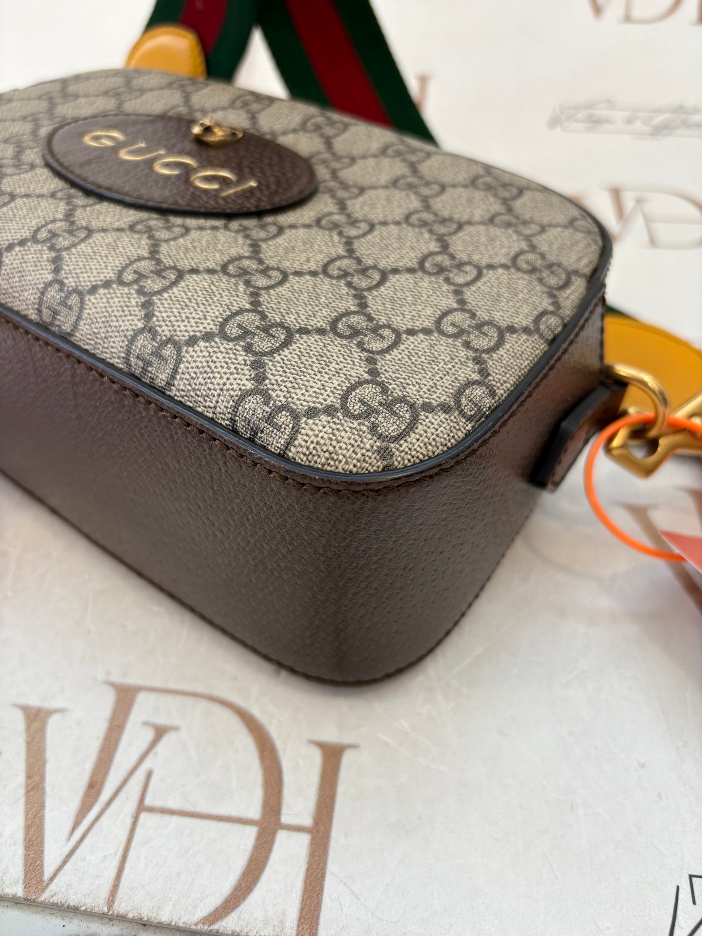 383957 - Gucci Neo Vintage
