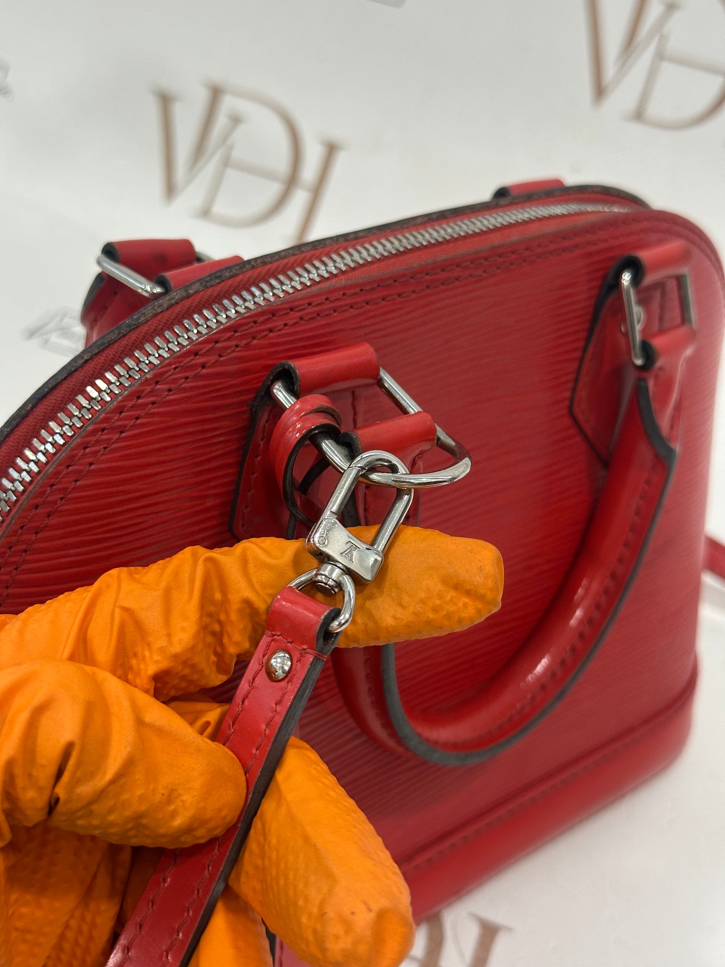 200817 - Louis Vuitton Alma BB