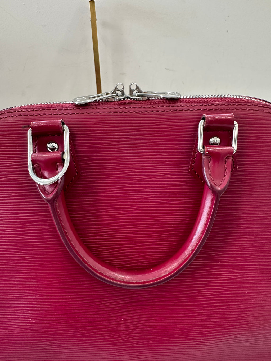 Louis Vuitton Alm PM Epi Cherry