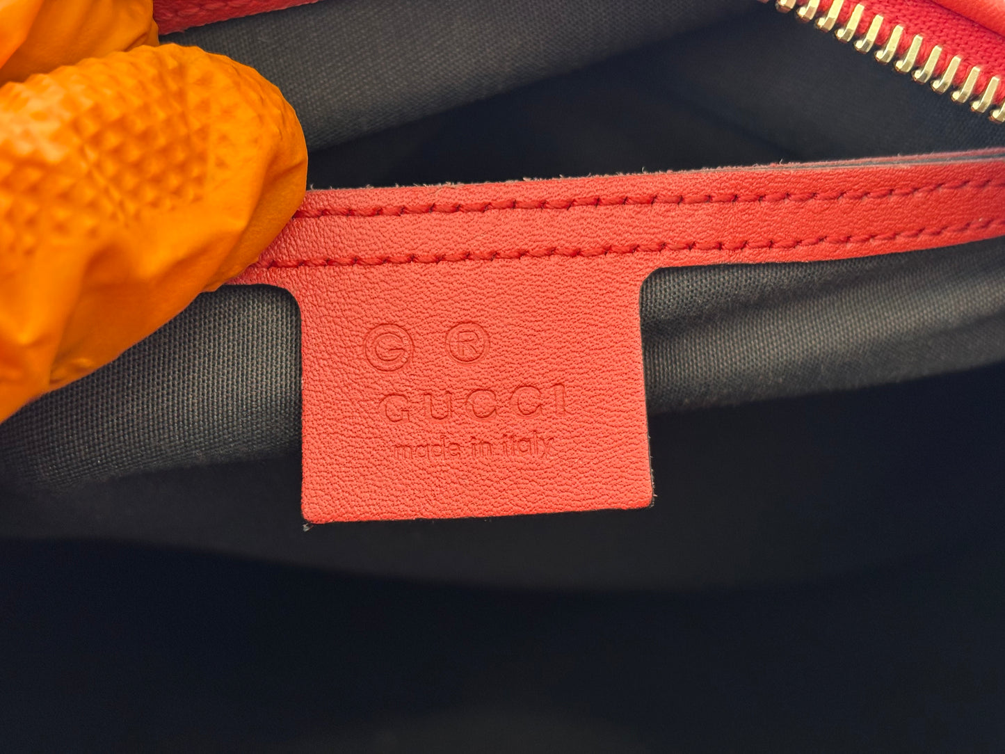 383706 - Gucci Bauletto Red