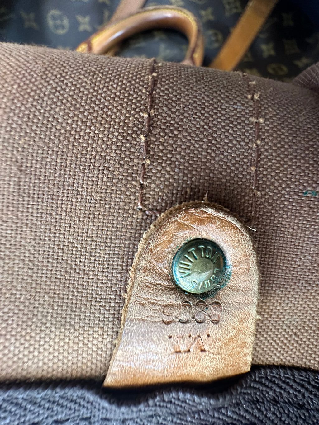 Louis Vuitton Keepall 55 Bandouliere