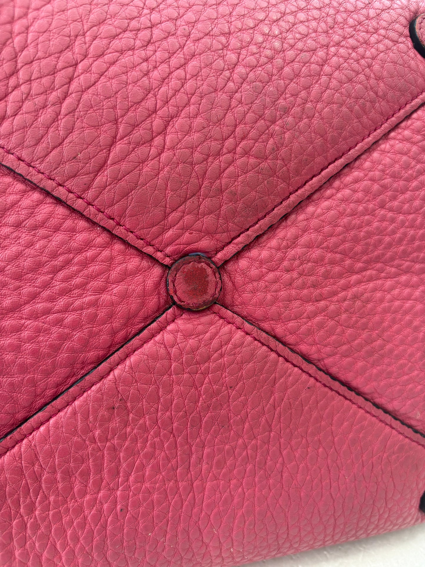 018802 - Prada Pink