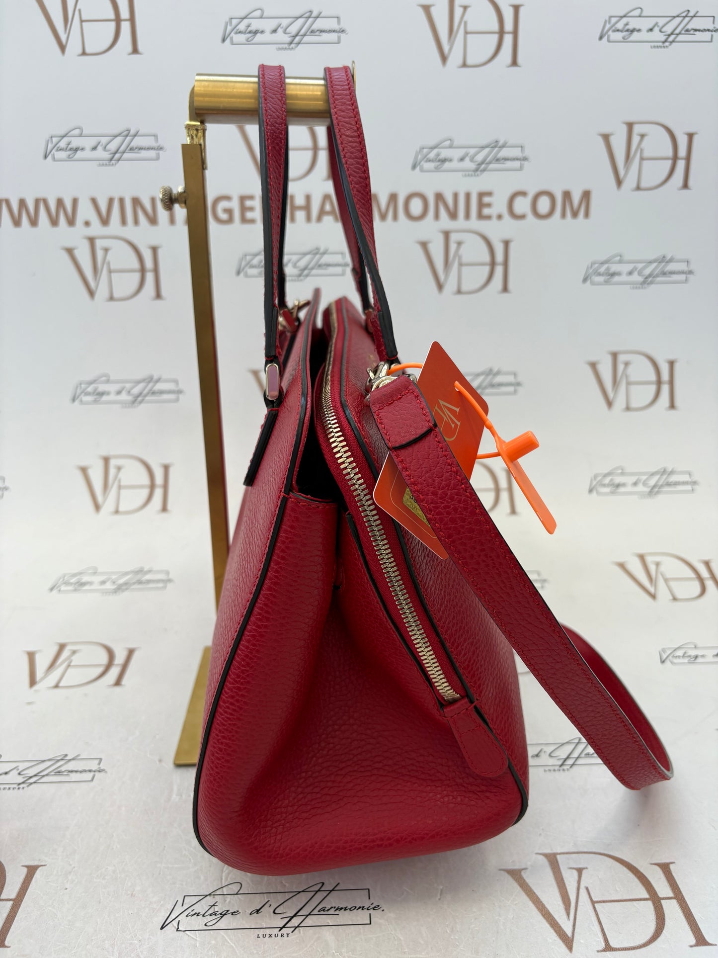 383895 - Gucci Red