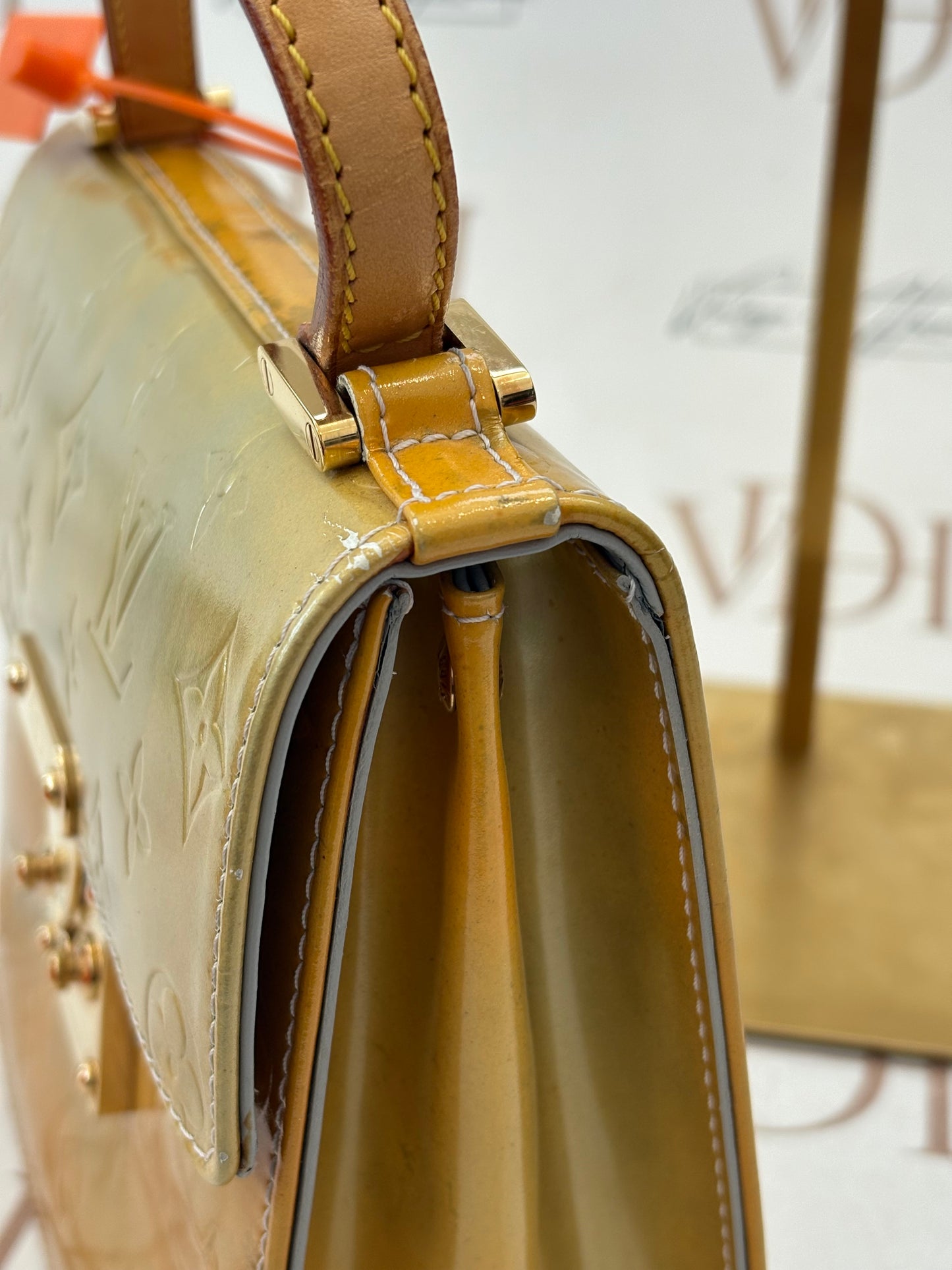 018789 - Louis Vuitton Spring Vernis
