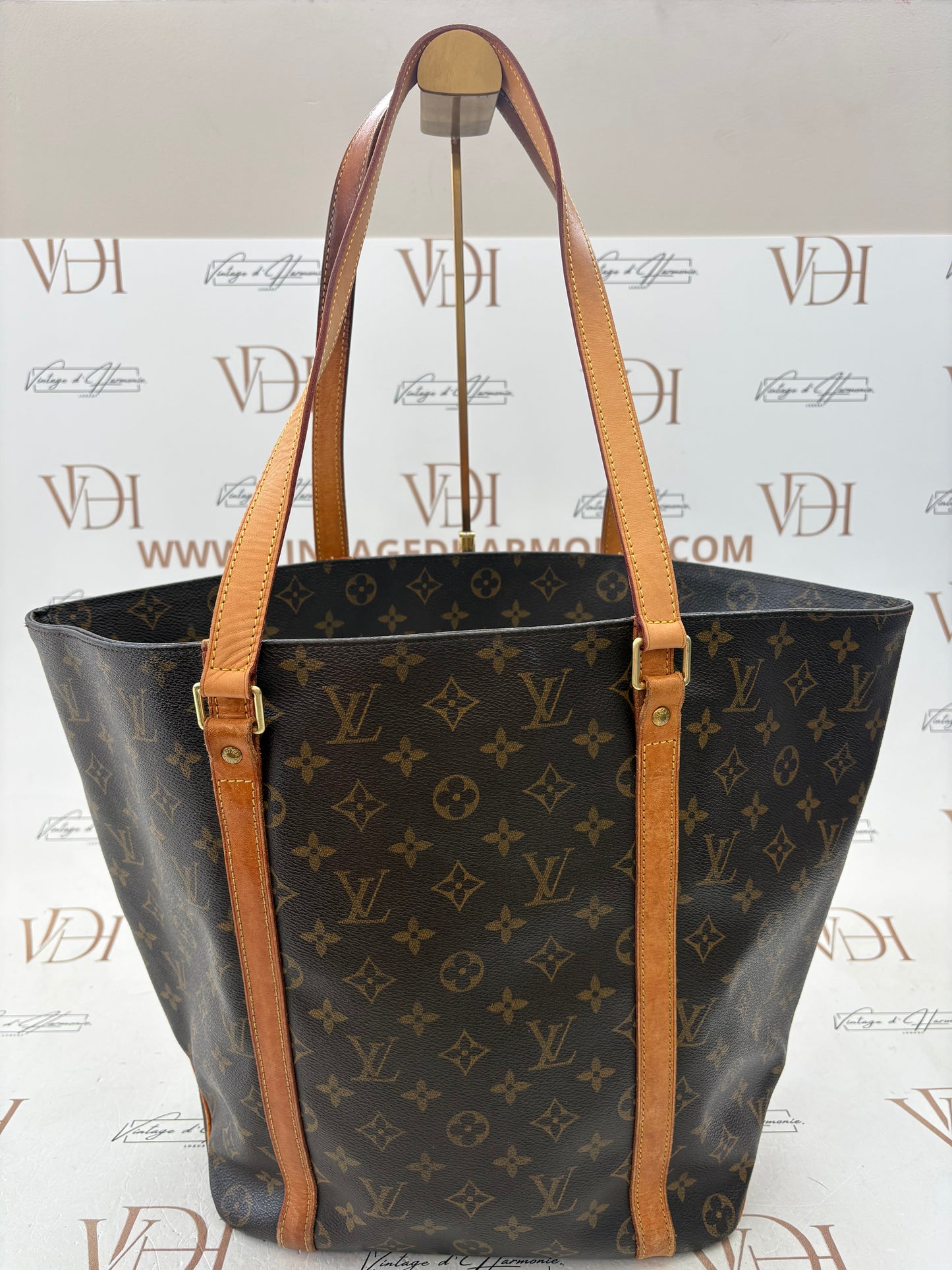 018280 - Louis Vuitton Sac Shopping