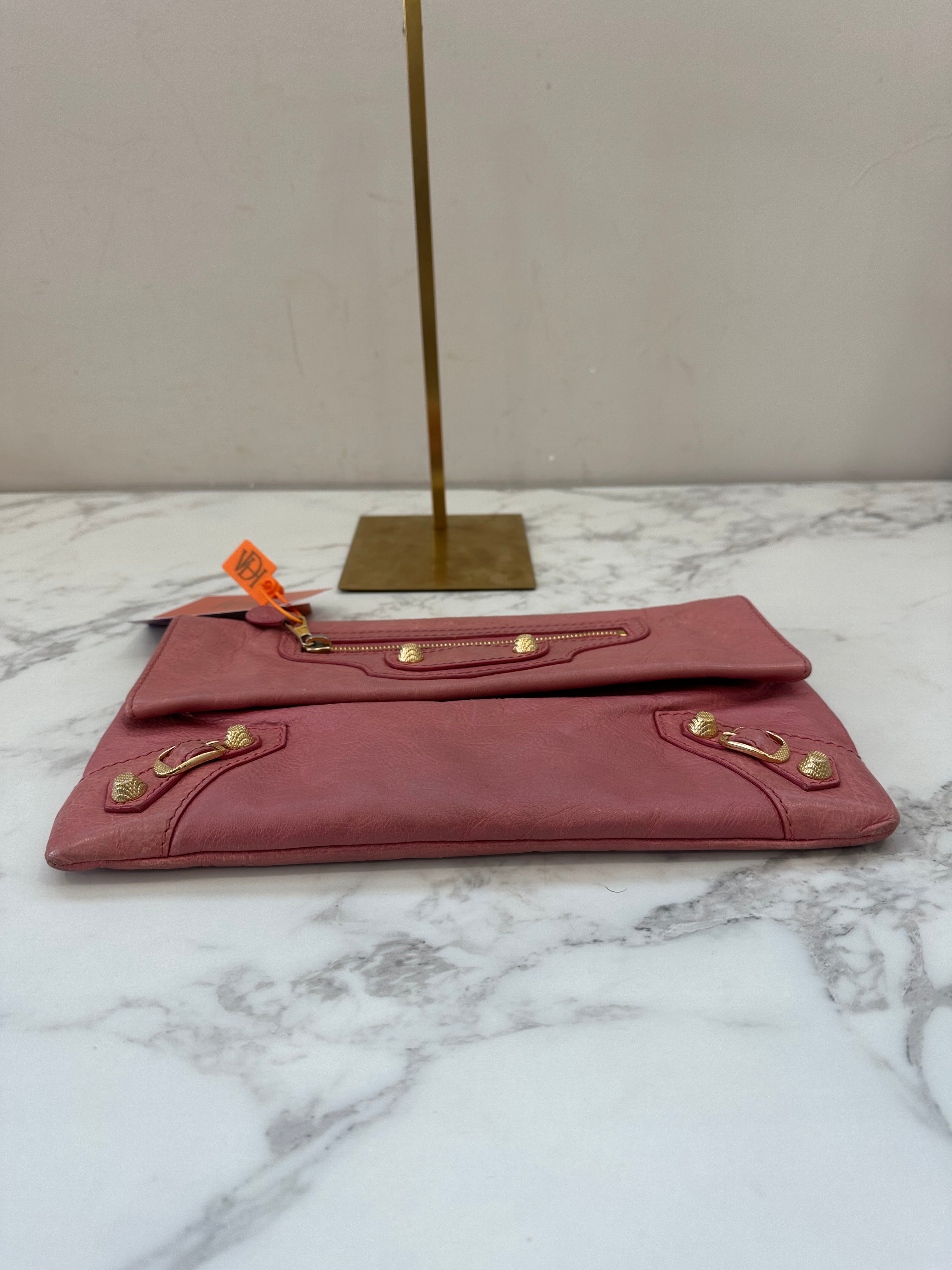 Balenciaga Giant City