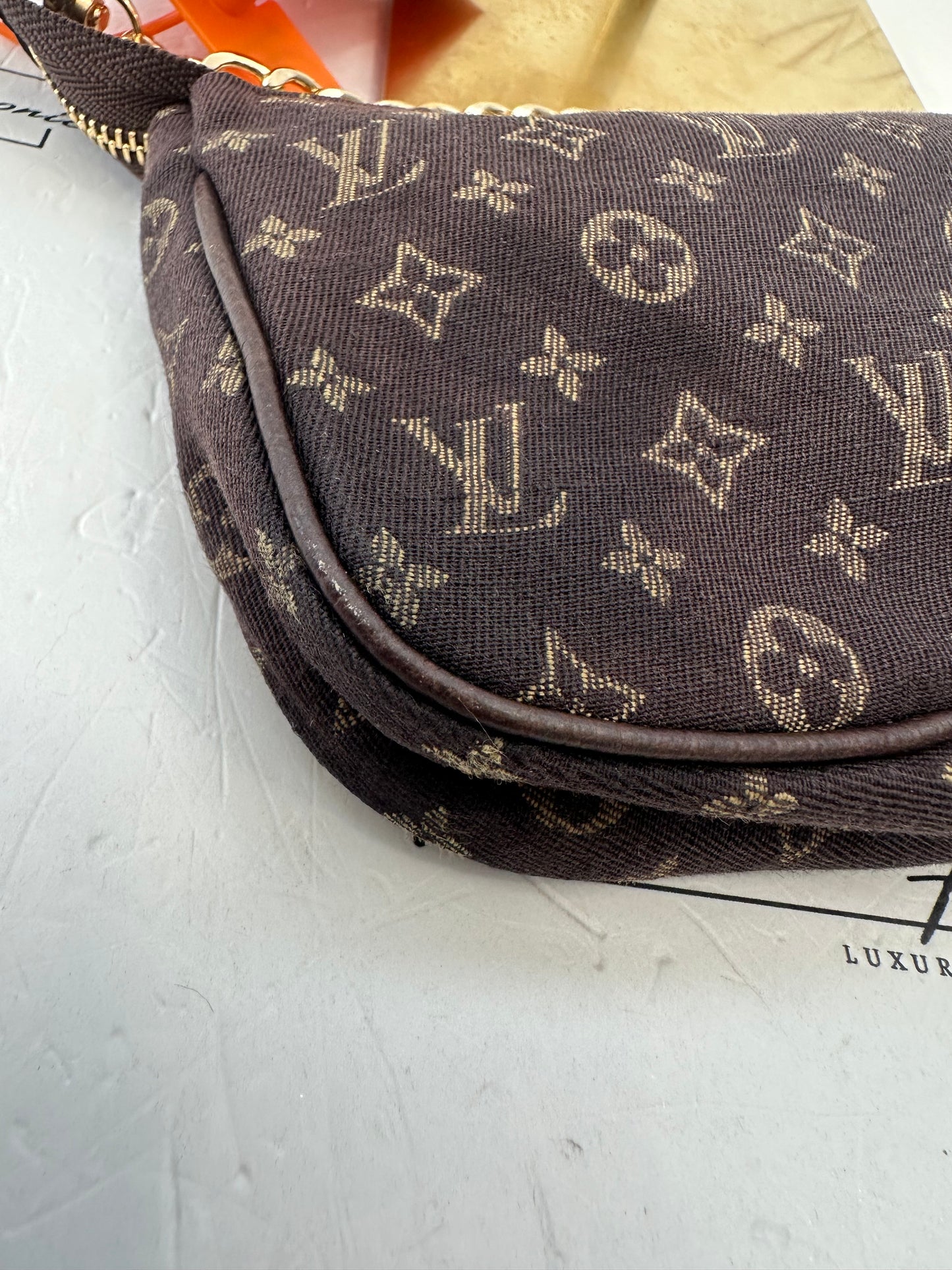 017754 - Louis Vuitton Mini Pouch