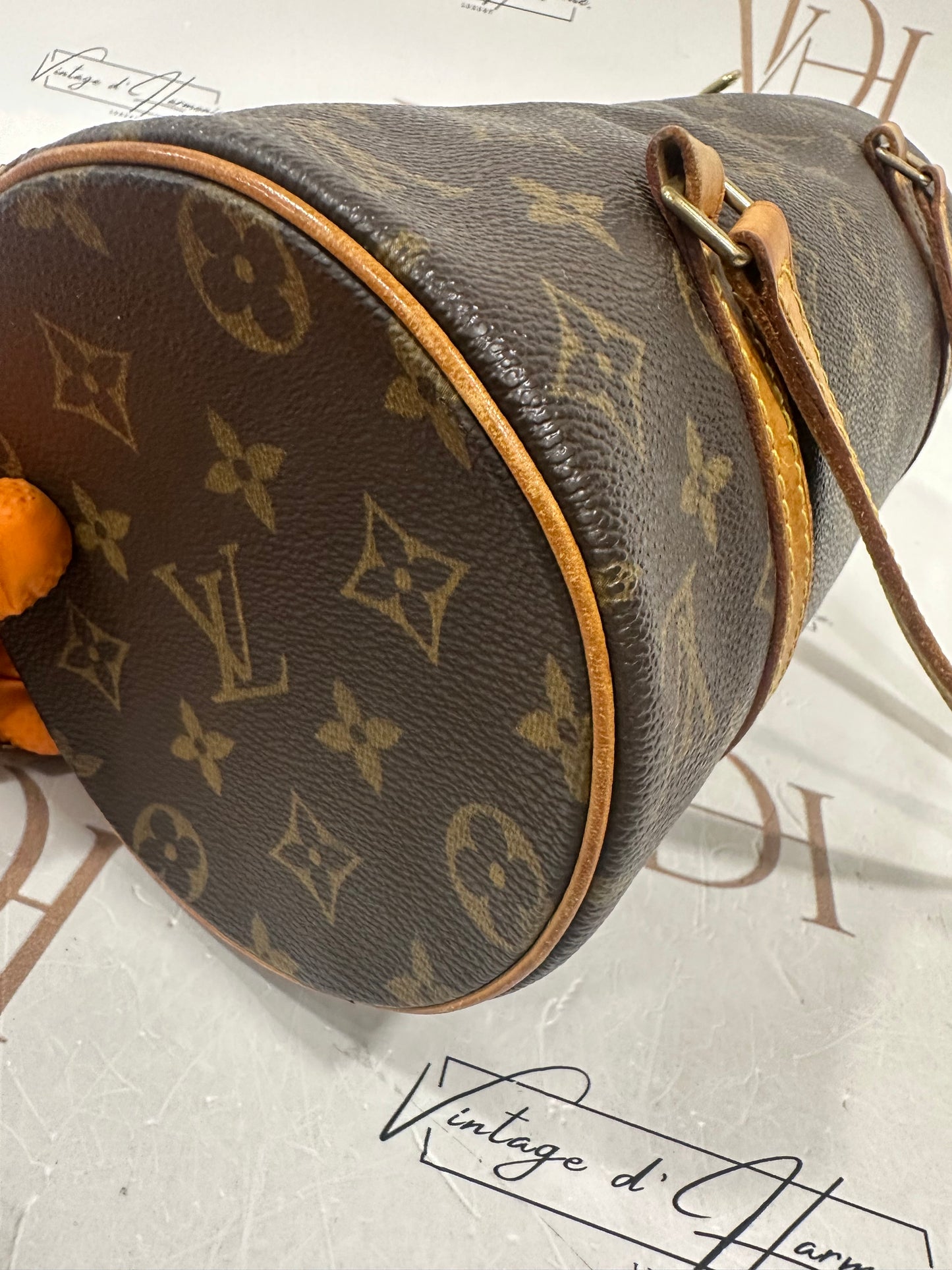 016916 - Louis Vuitton Papillon 26