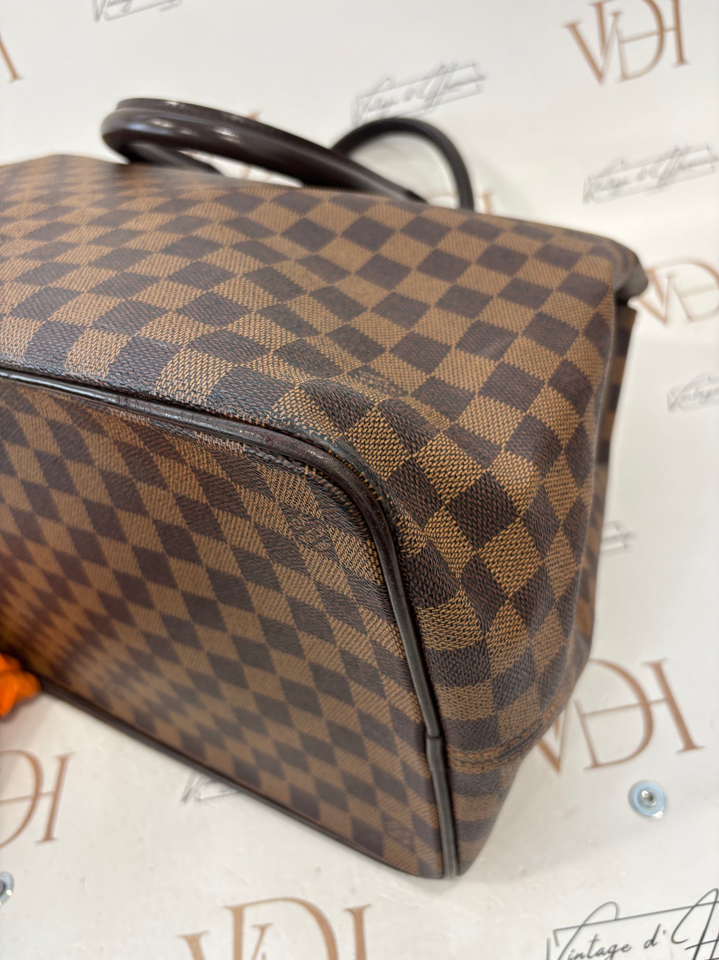 018548 - Louis Vuitton Damier Greenwich