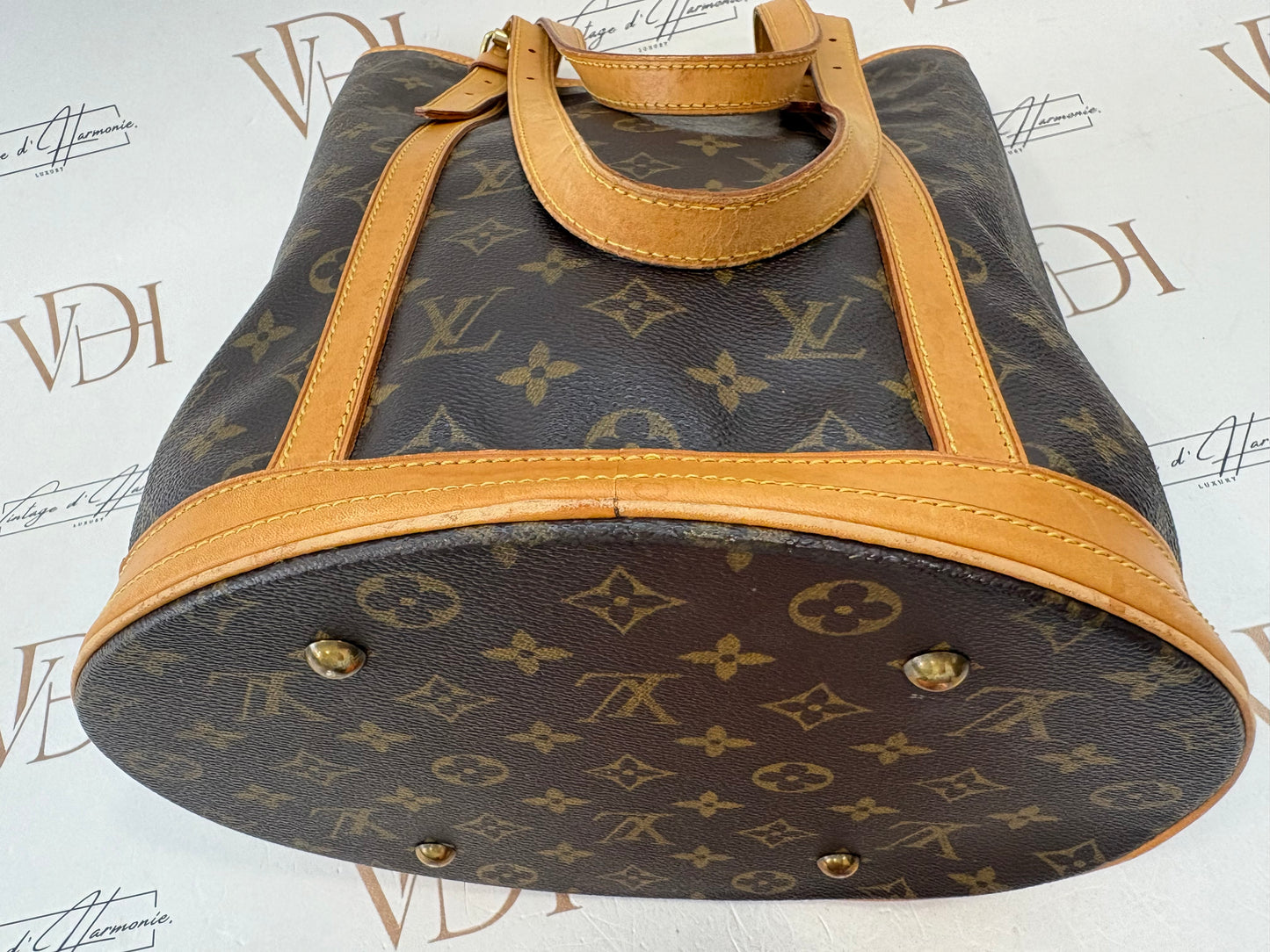 017650 - Louis Vuitton Bucket GM