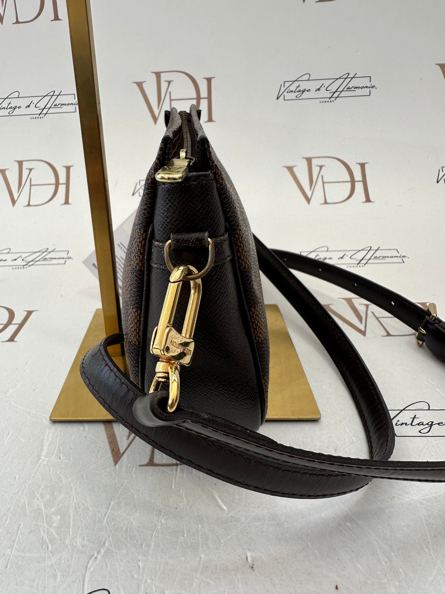 017849 - Louis Vuitton Damier Trousse Makeup