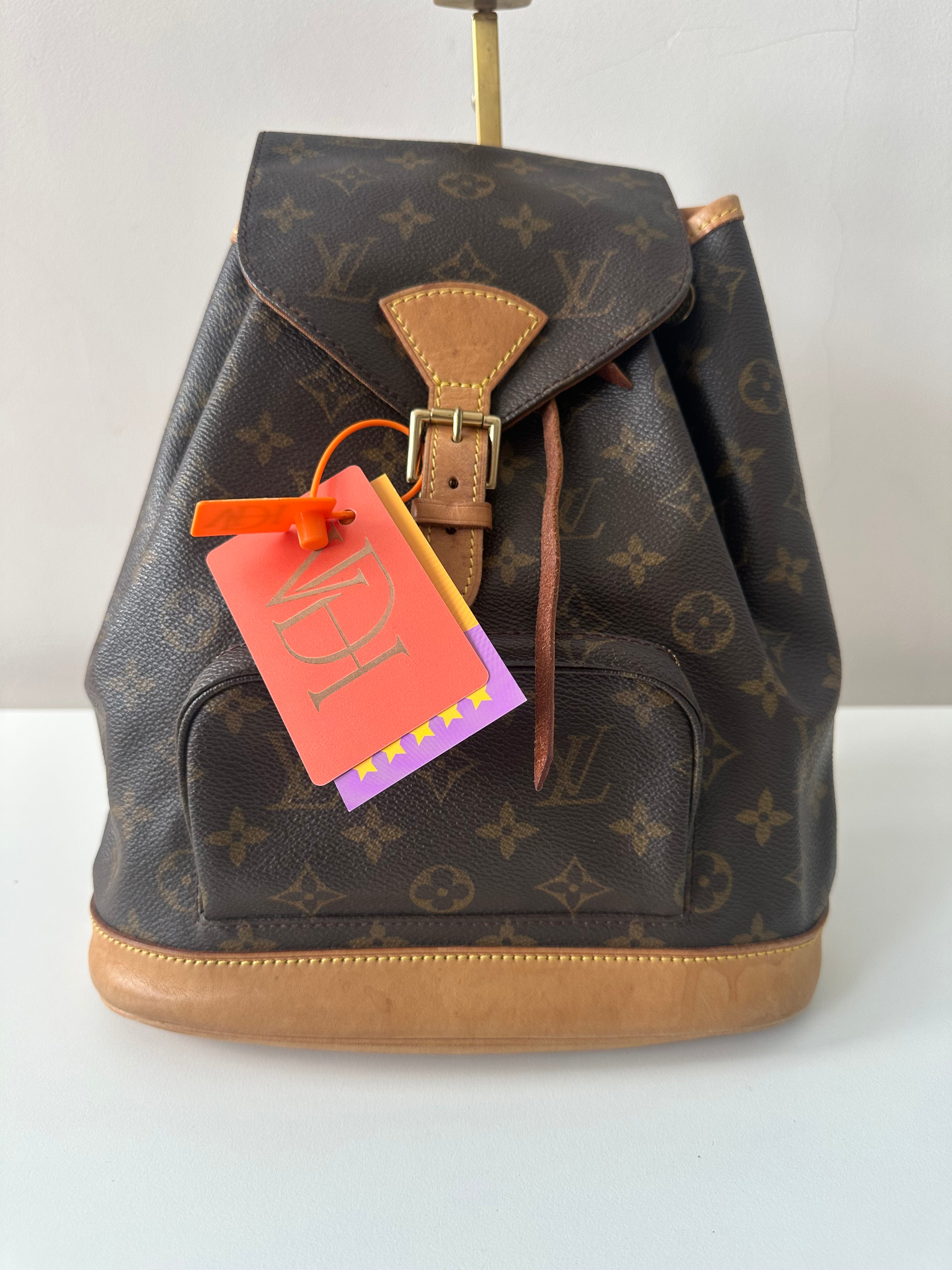 Louis Vuitton Montsouris MM
