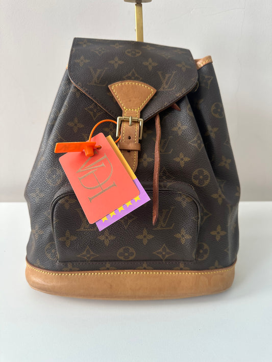 Louis Vuitton Montsouris MM