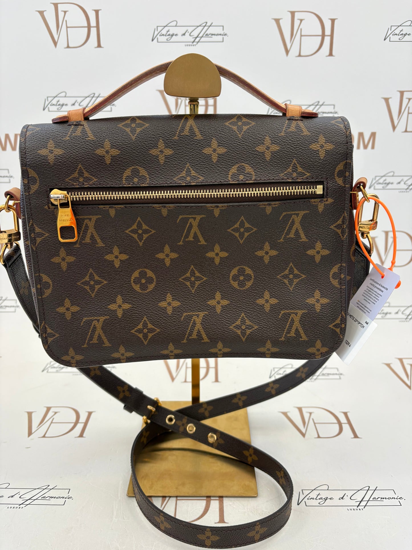 382657 - Louis Vuitton Metis