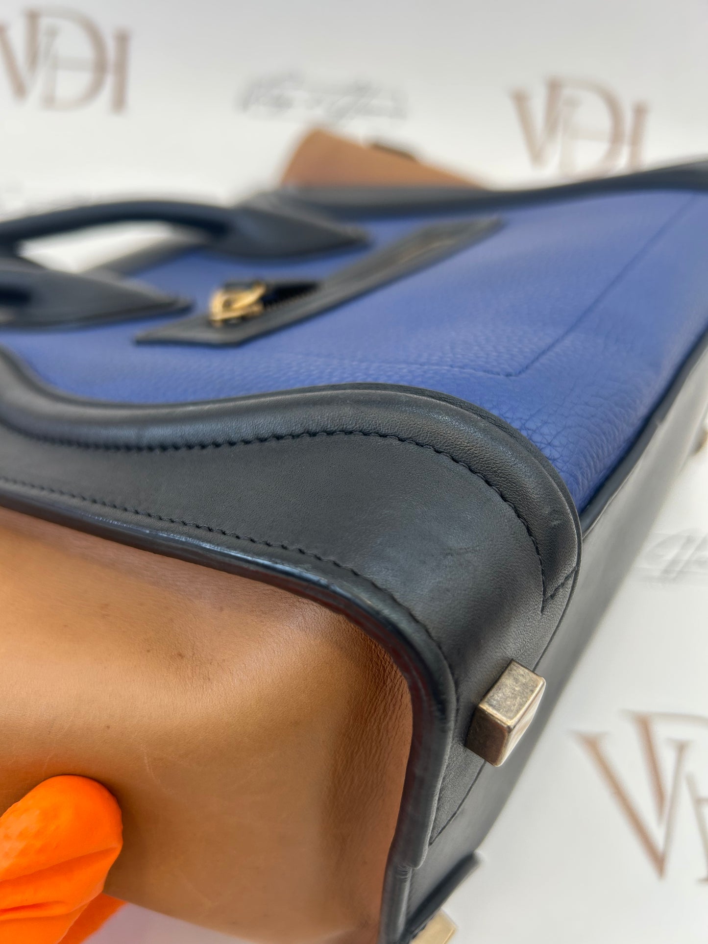 201100 - Celine Luggage