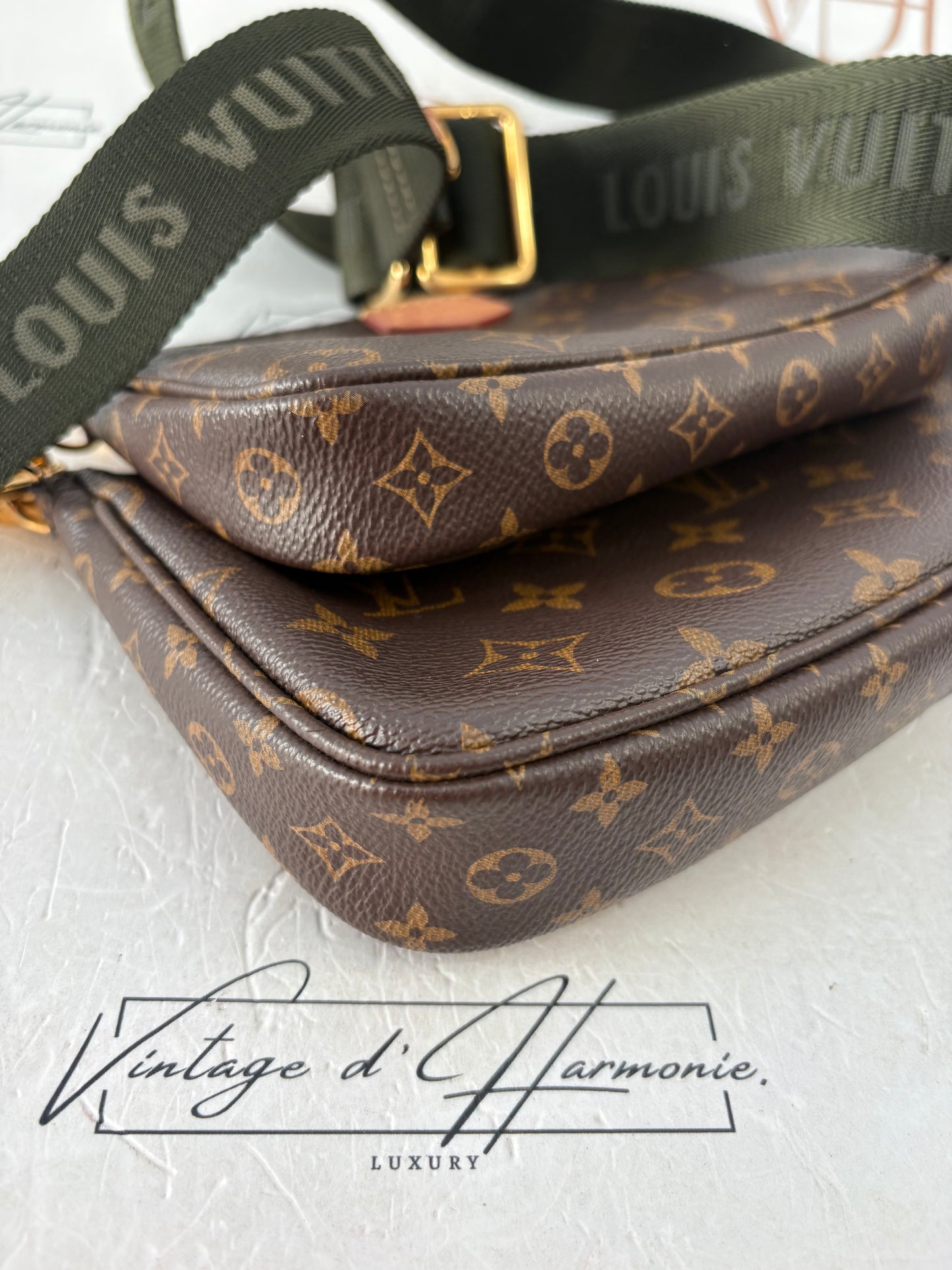383614 - Louis Vuitton Multipochette