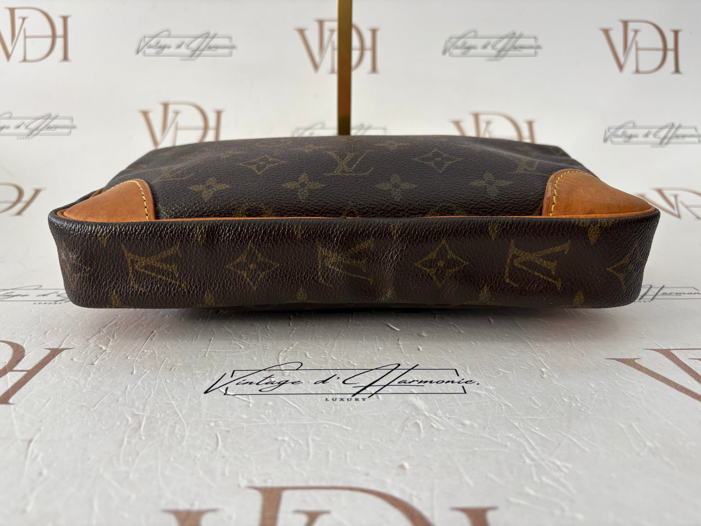 018960 - Louis Vuitton Dragonne GM
