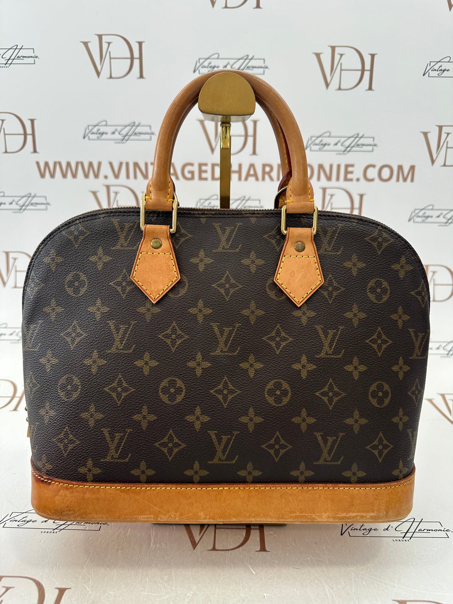016904 - Louis Vuitton Alma