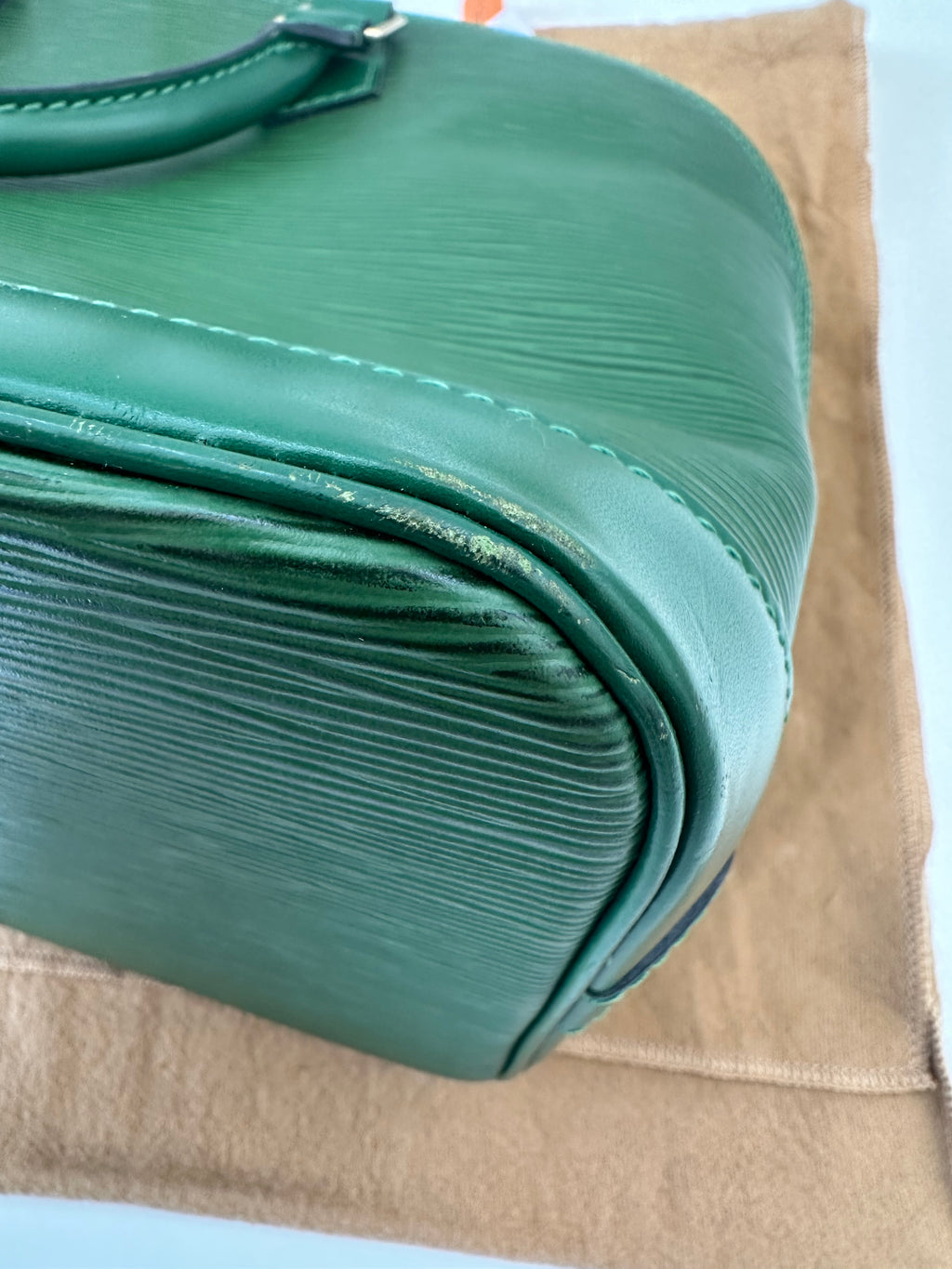 Louis Vuitton Alma Epi Green