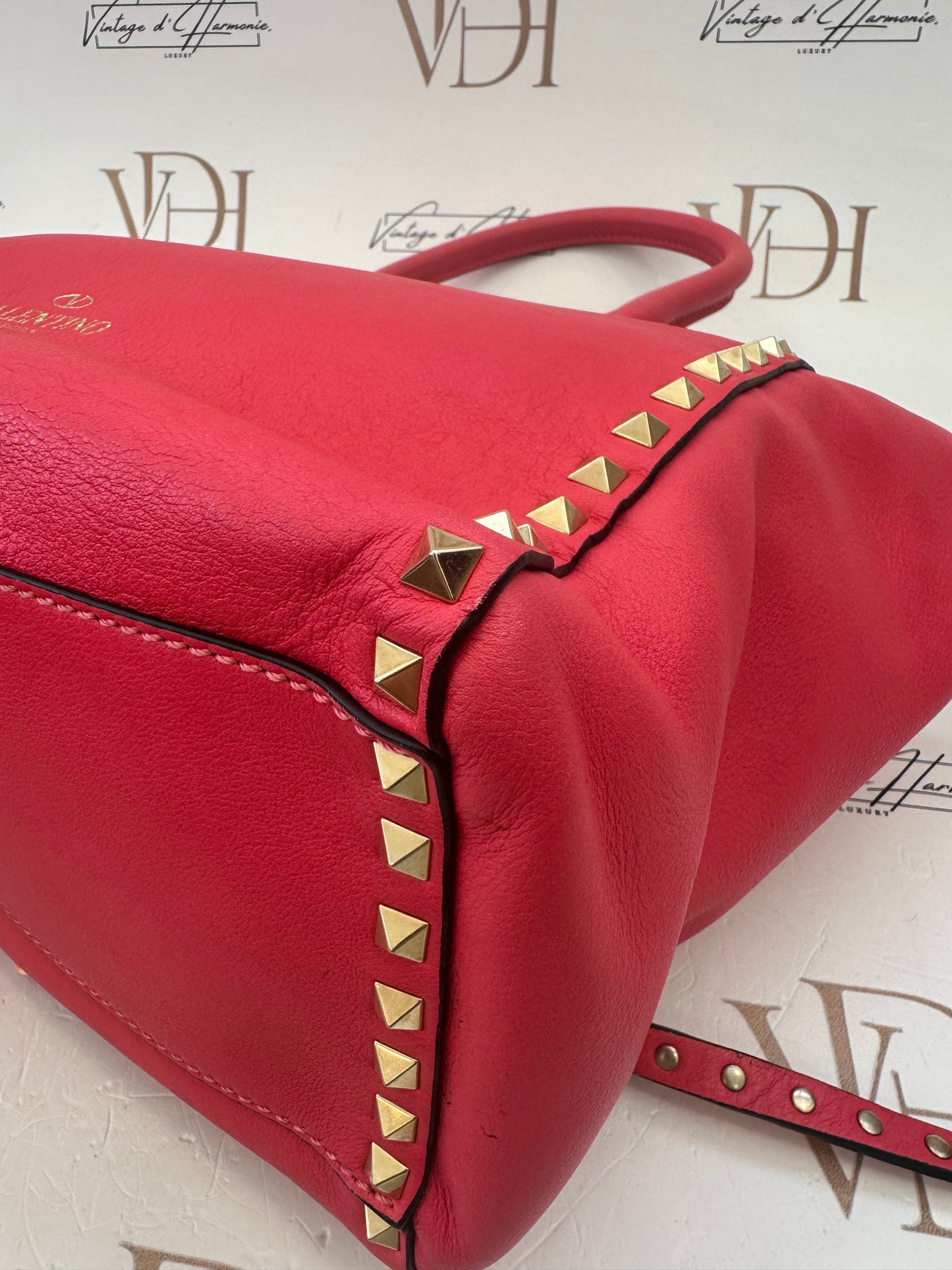 102610 - Valentino Rockstud