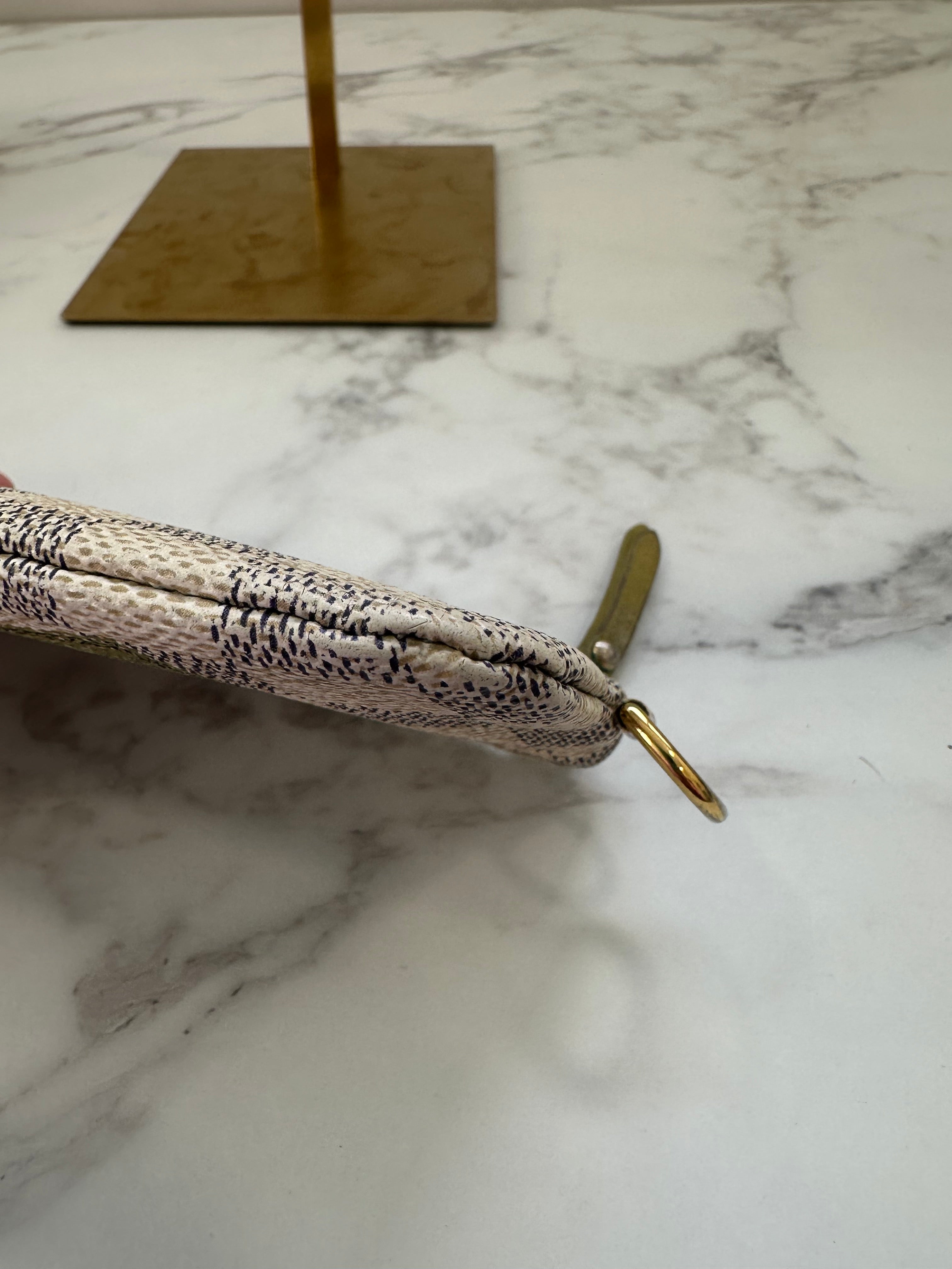 Louis Vuitton Cles Azur