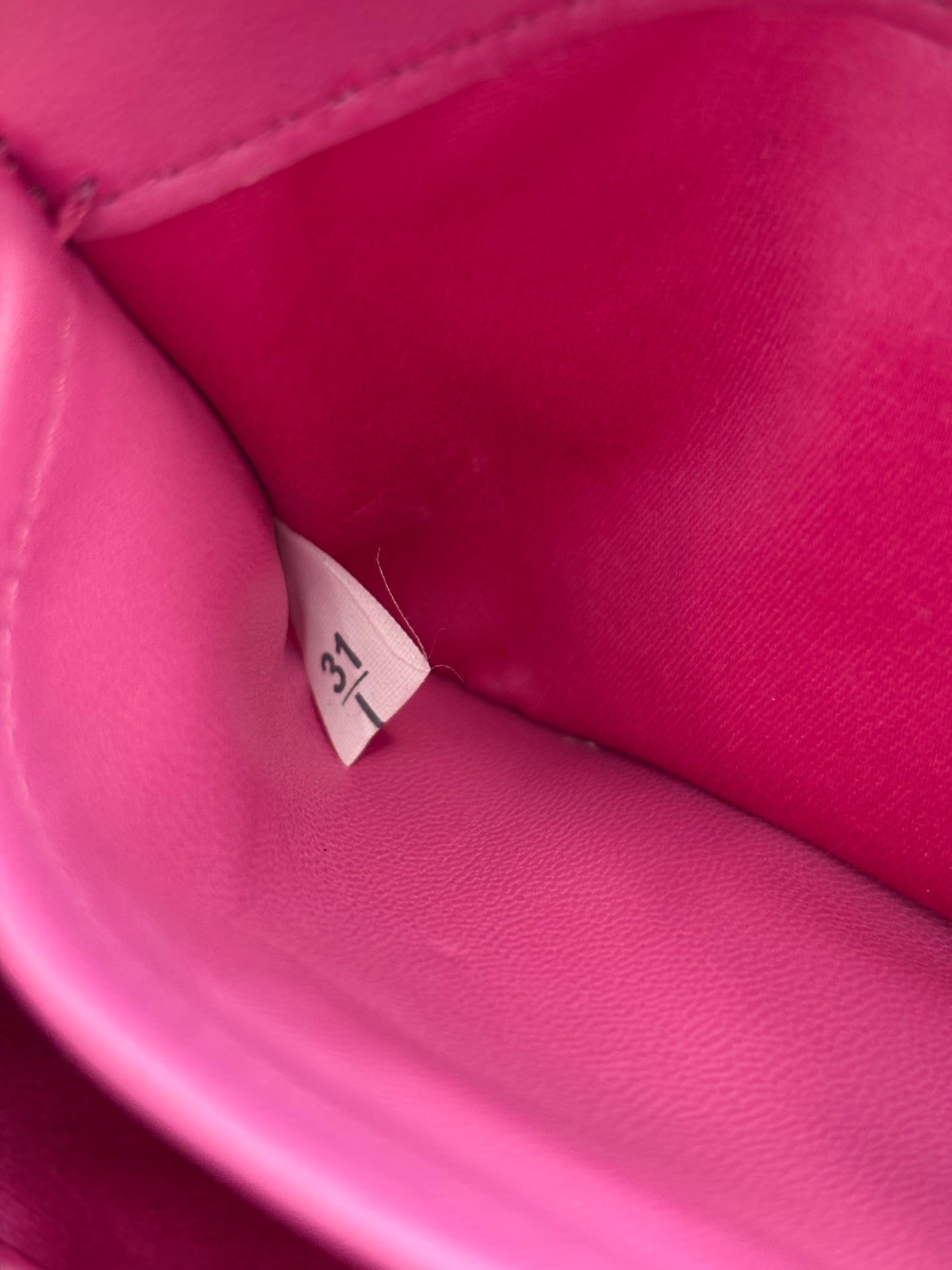 201042 - Miu Miu Pochette
