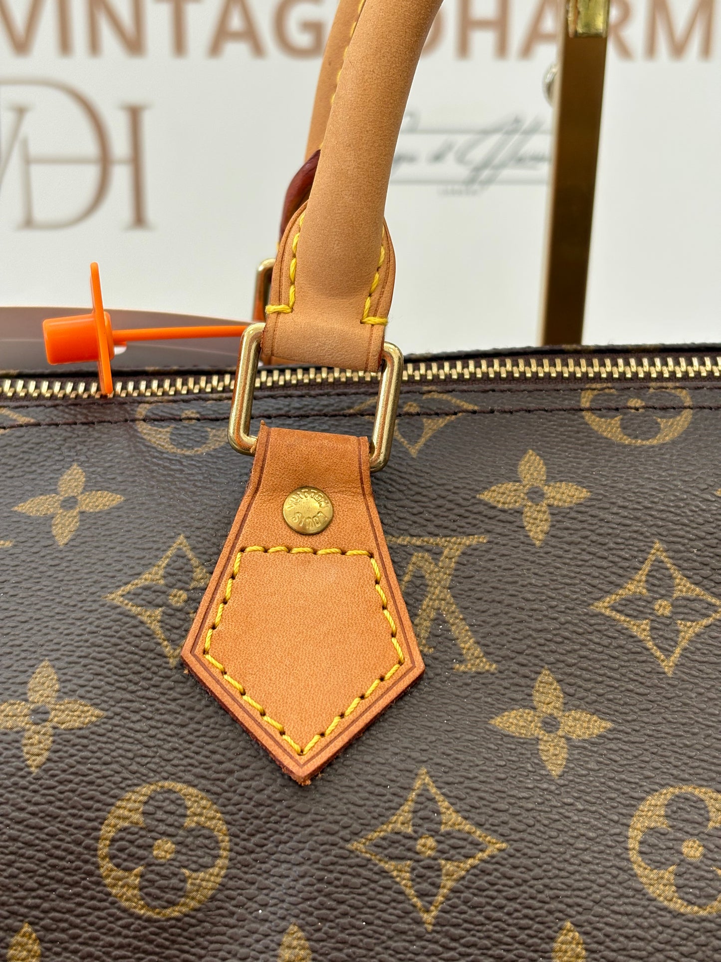 018794 - Louis Vuitton Speedy 35