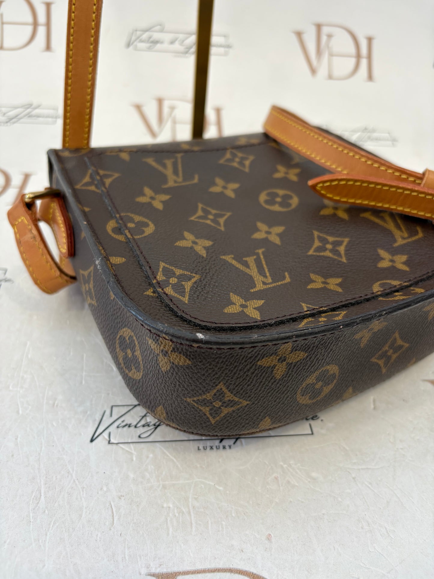018944 - Louis Vuitton Saint Cloud MM