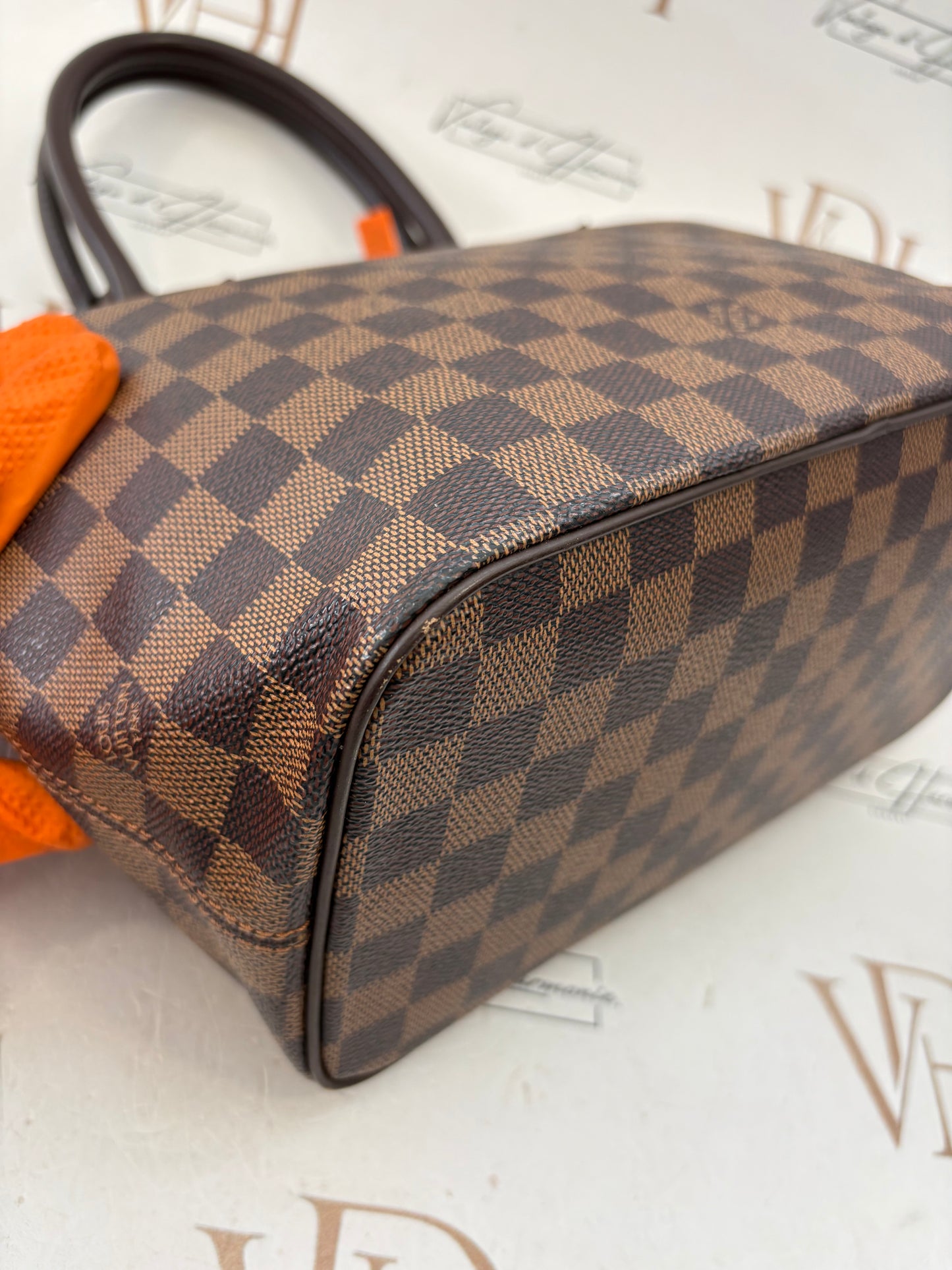 018900 - Louis Vuitton Saleya