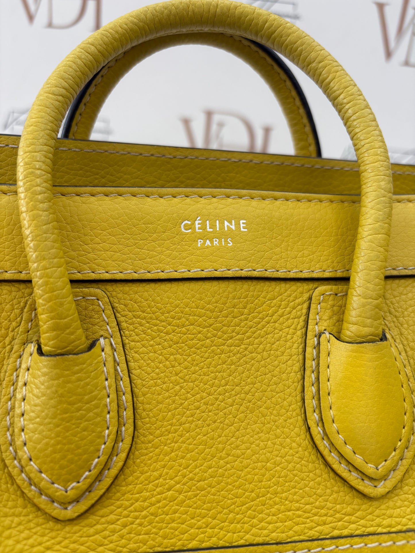 383887 - Céline Luggage Nano
