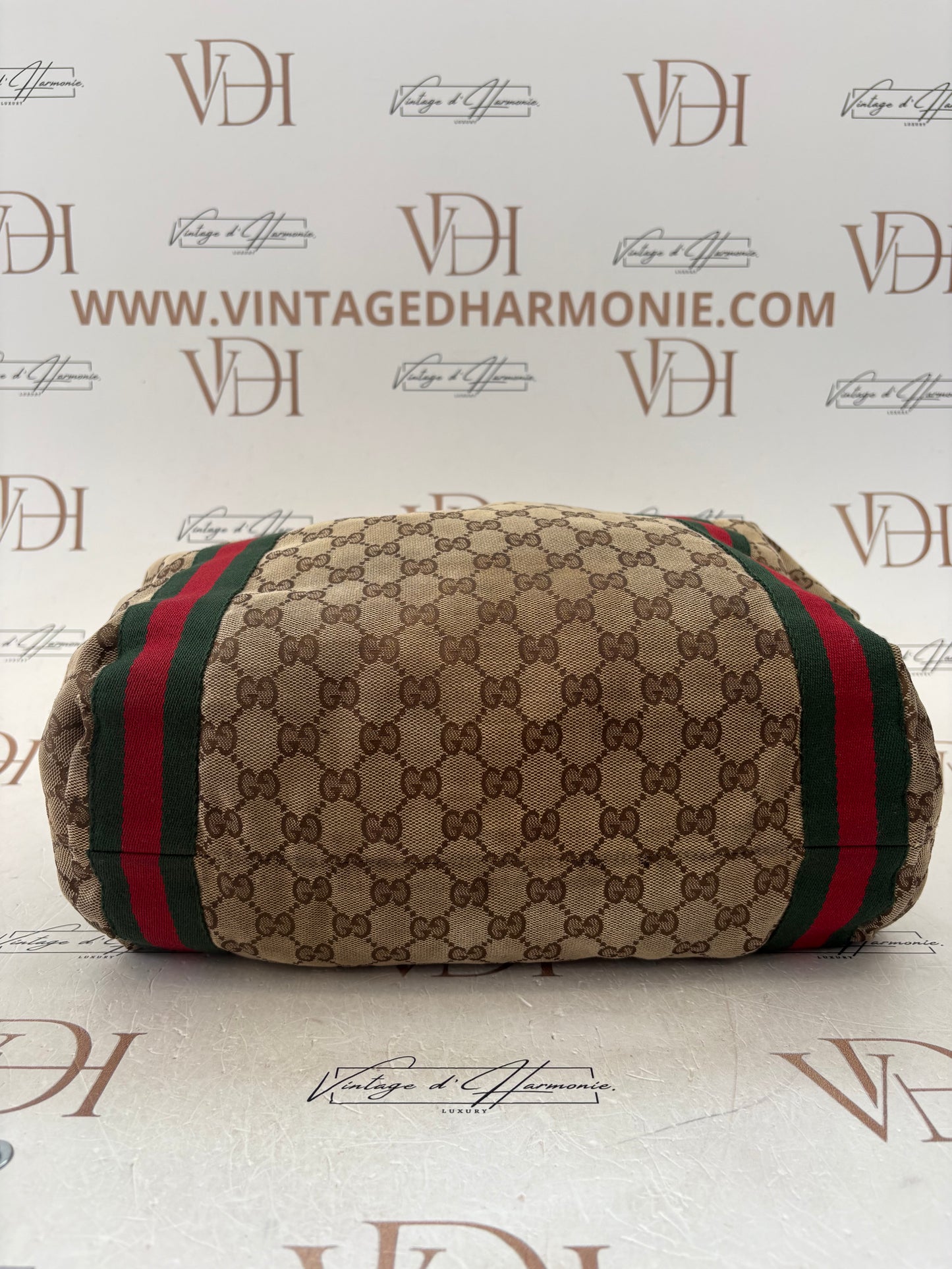384241 - Gucci Diaper